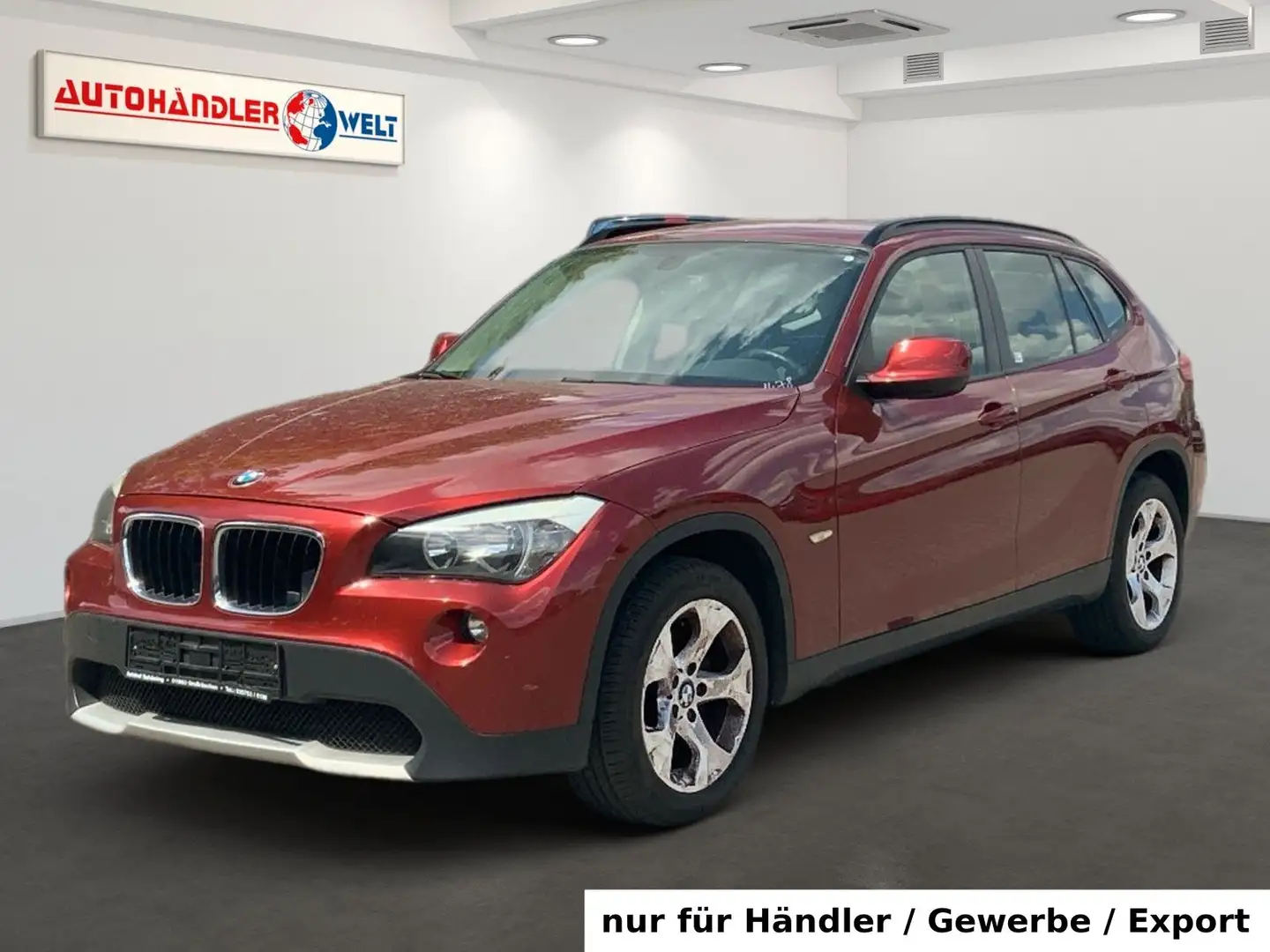 BMW X1 18i Dual-AAC SHZ PDC AHK abnehmb. BT Rot - 1