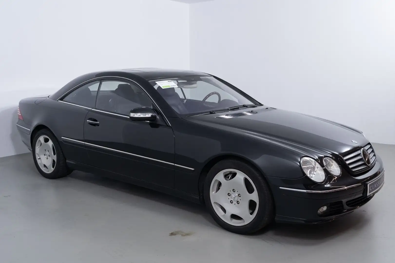 Mercedes-Benz CL 600 Schwarz - 2