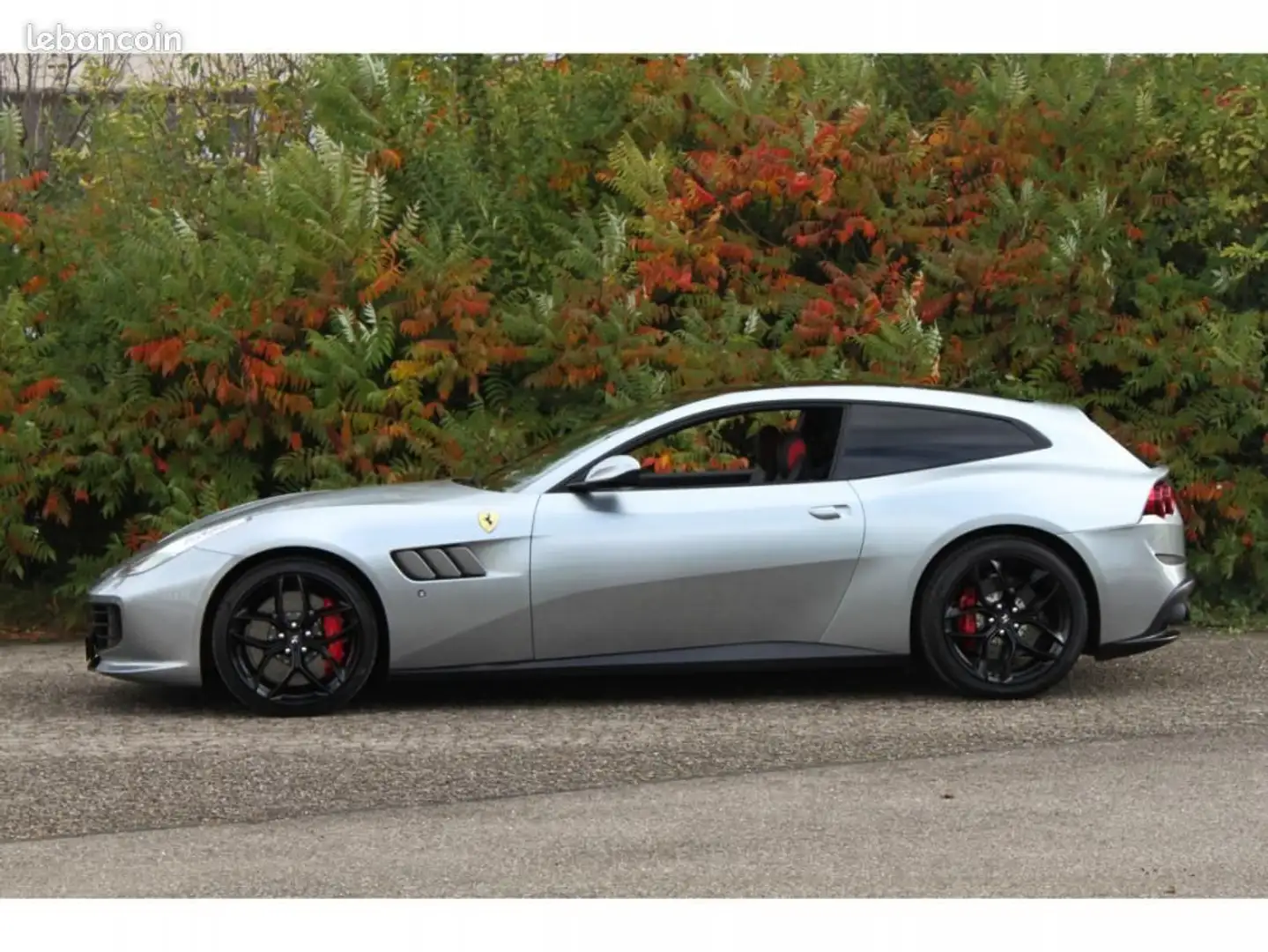 Ferrari GTC4 Lusso GTC4Lusso T | LLD 2290e-Mois TITANIO 65K OPTIONS Gris - 2