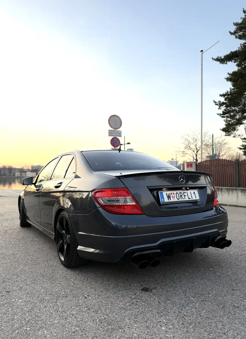 Mercedes-Benz C 180 Kompressor BlueEFFICIENCY Avantgarde - 2
