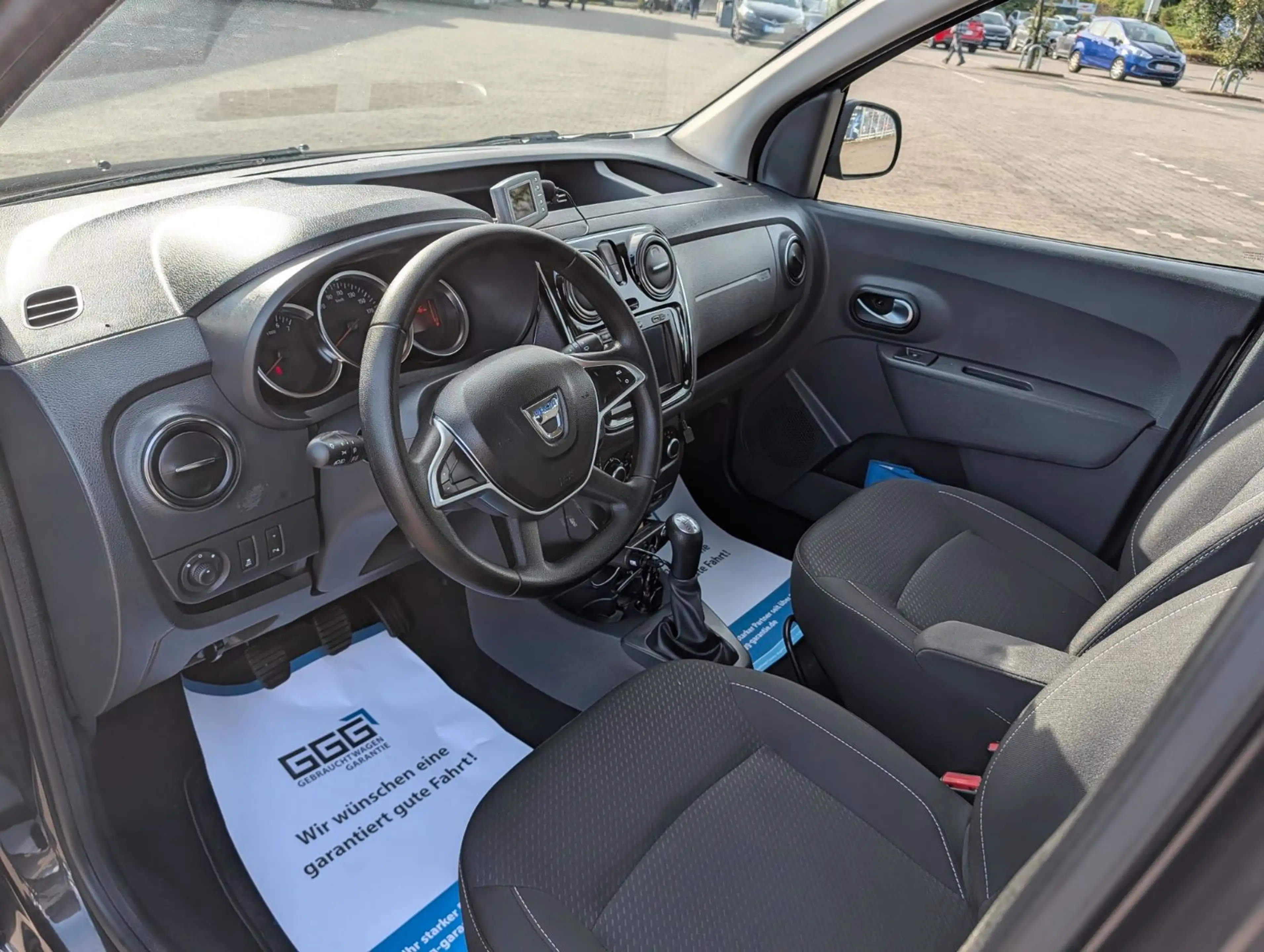 Dacia Dokker GARANTIE NAVI CARPLAY KLIMA TEMPOMAT AHK — photo 13
