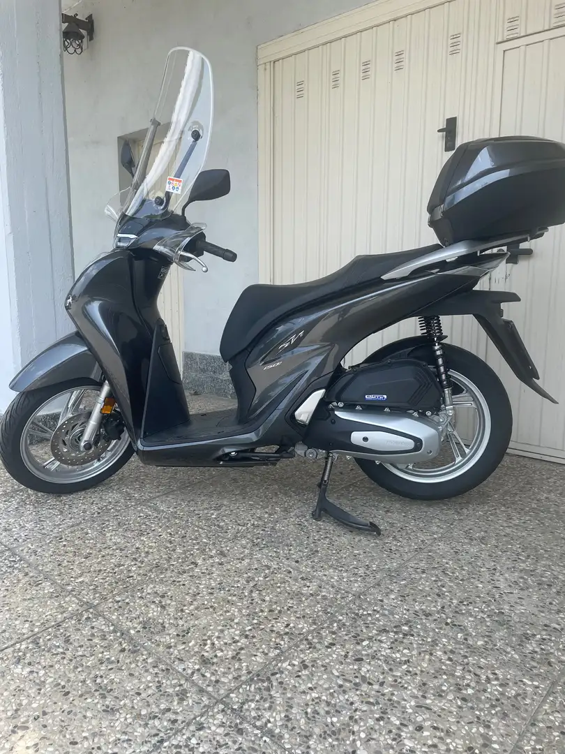Honda SH 150i Grigio - 2