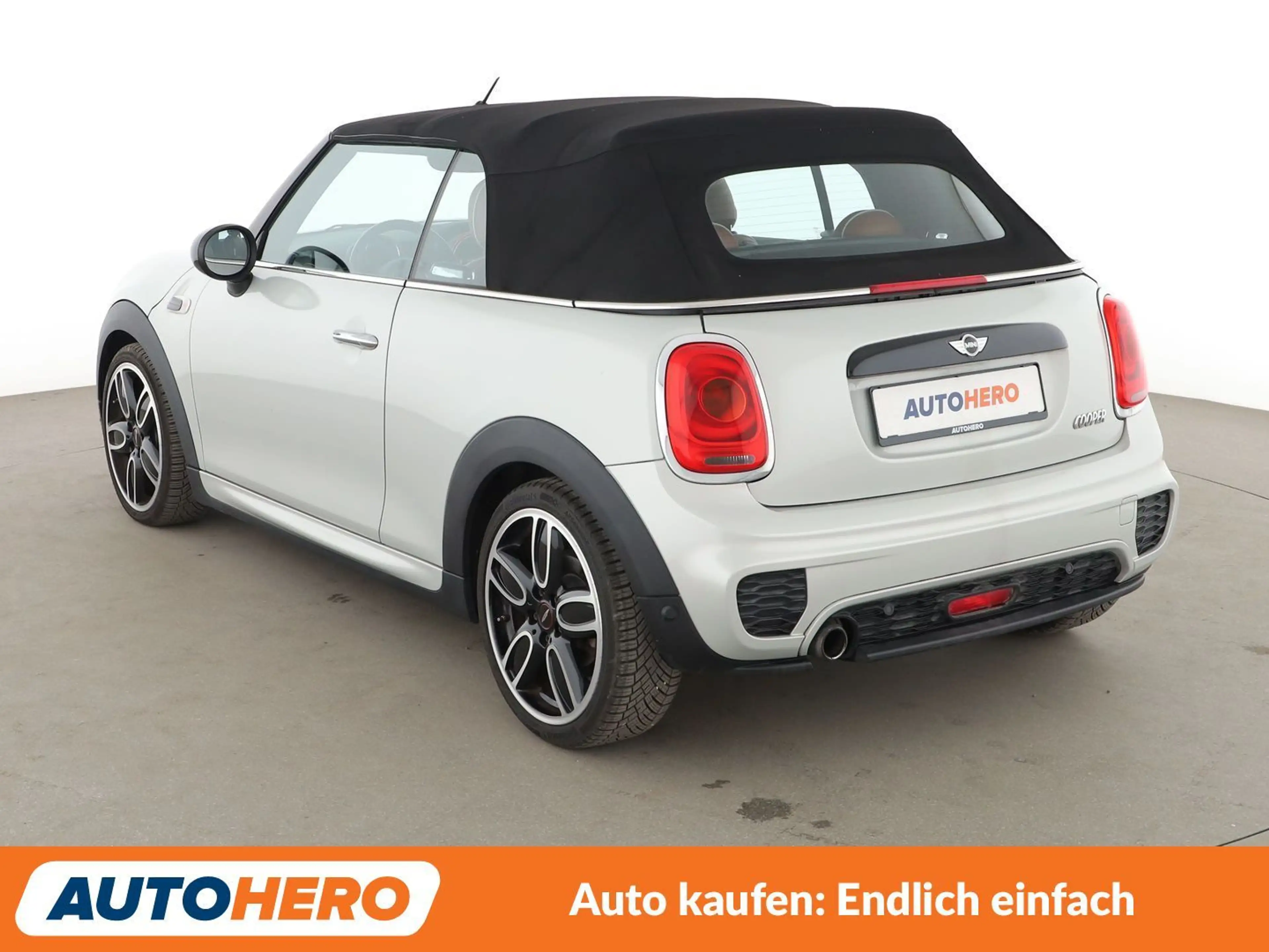 MINI Cooper Cabrio Cooper*TEMPO*PDC*SHZ*LIM*ALU*KLIMA* — photo 4