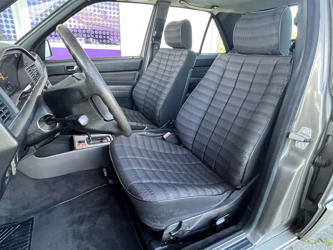 Mercedes-Benz 190 E 1.8 Automatik / TÜV 06.2028 / H-Zulassung, foto 12
