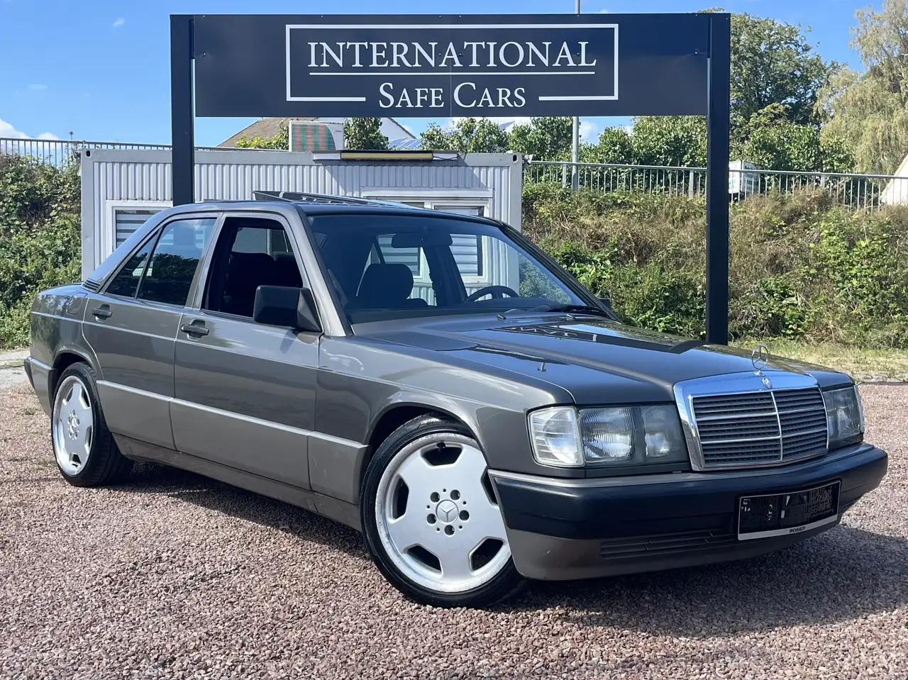 Mercedes-Benz 190 E 1.8 Automatik / TÜV 06.2028 / H-Zulassung, foto 3