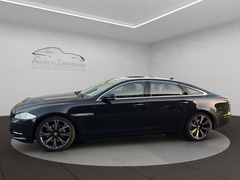 Jaguar XJ 2.0T Premium Luxury Lang PANO/BOWERS — photo 3
