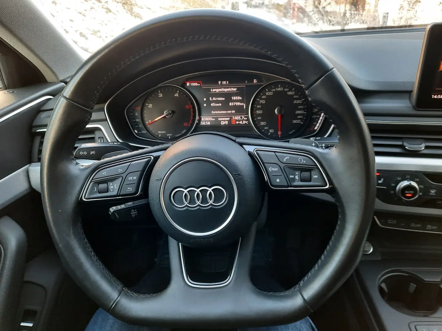 Audi A4 A4 Avant 2,0 TDI S-tronic Grau - 2