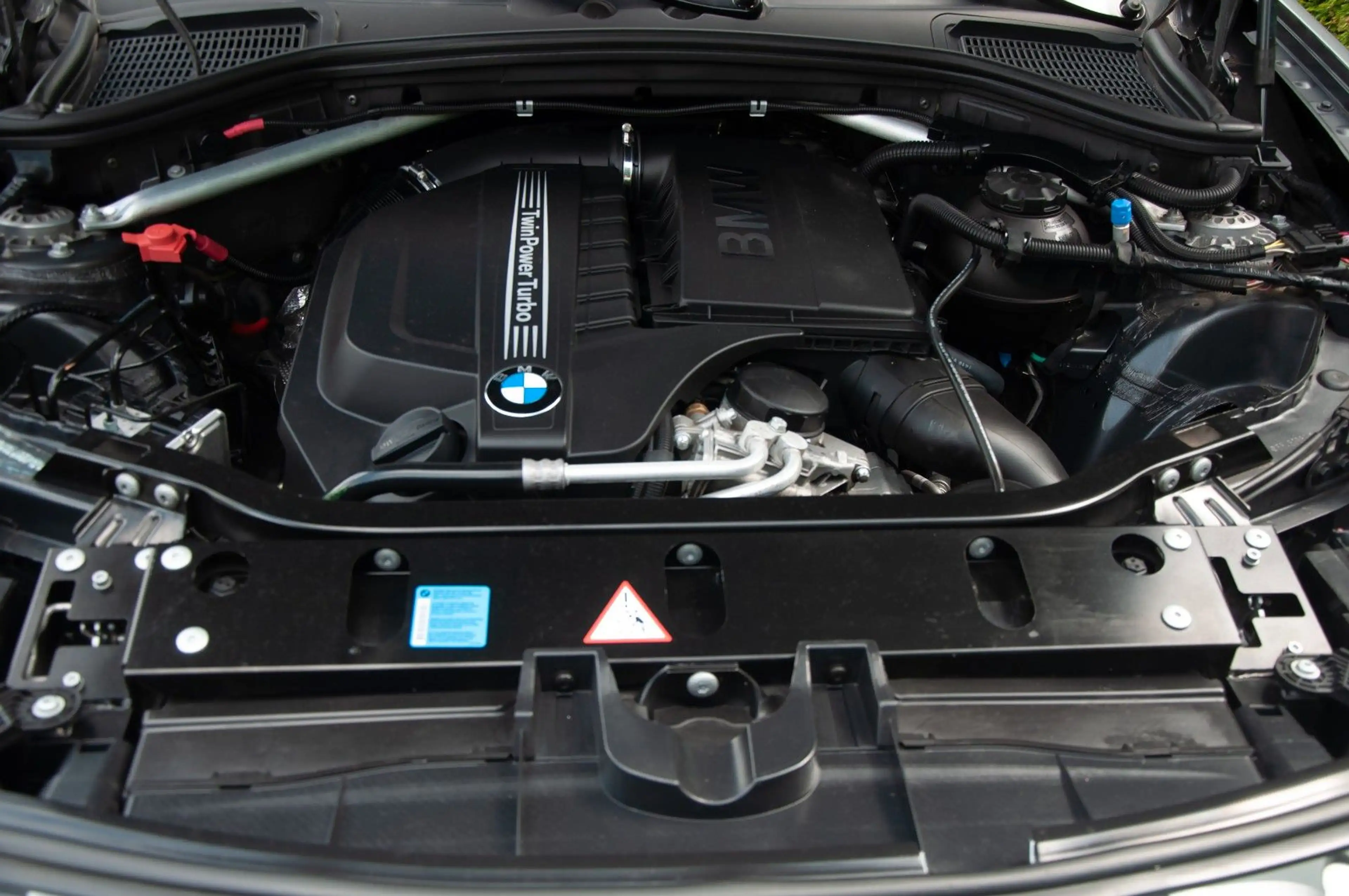 BMW X3 xDrive35i MOTORSCHADEN — photo 11