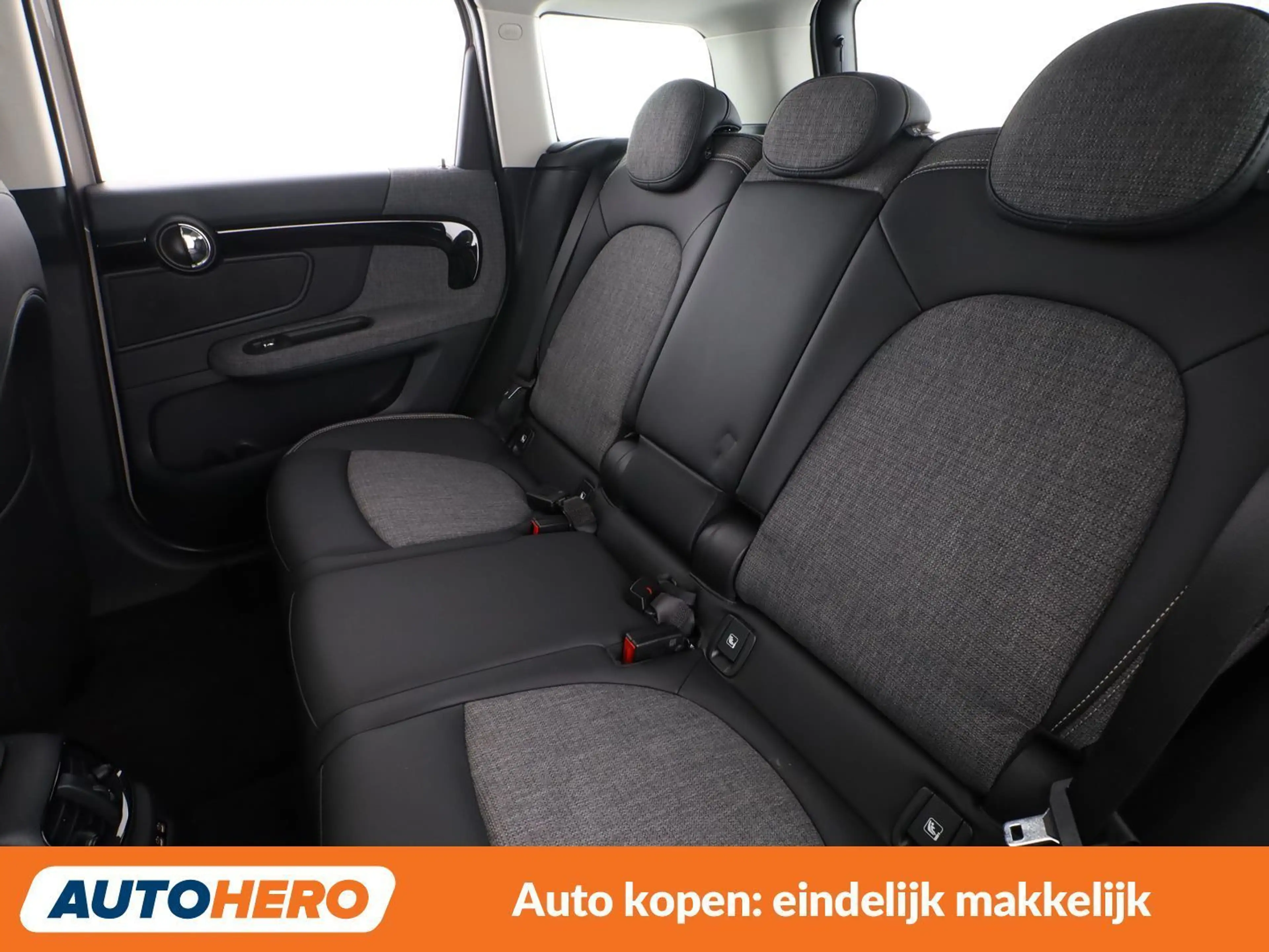 MINI Cooper SE Countryman Cooper S E Hybrid ALL4 Classic Trim — photo 15