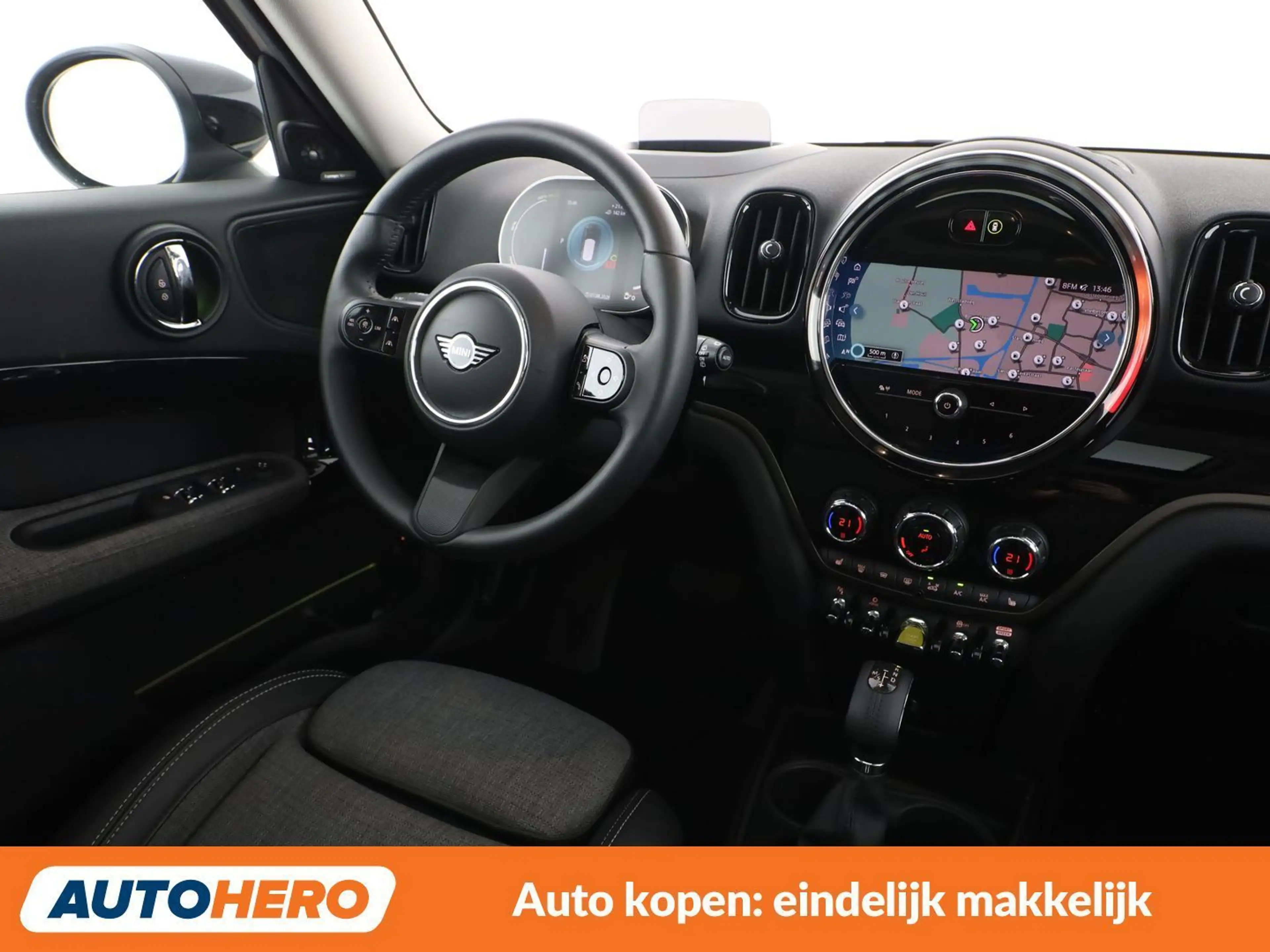 MINI Cooper SE Countryman Cooper S E Hybrid ALL4 Classic Trim — photo 14