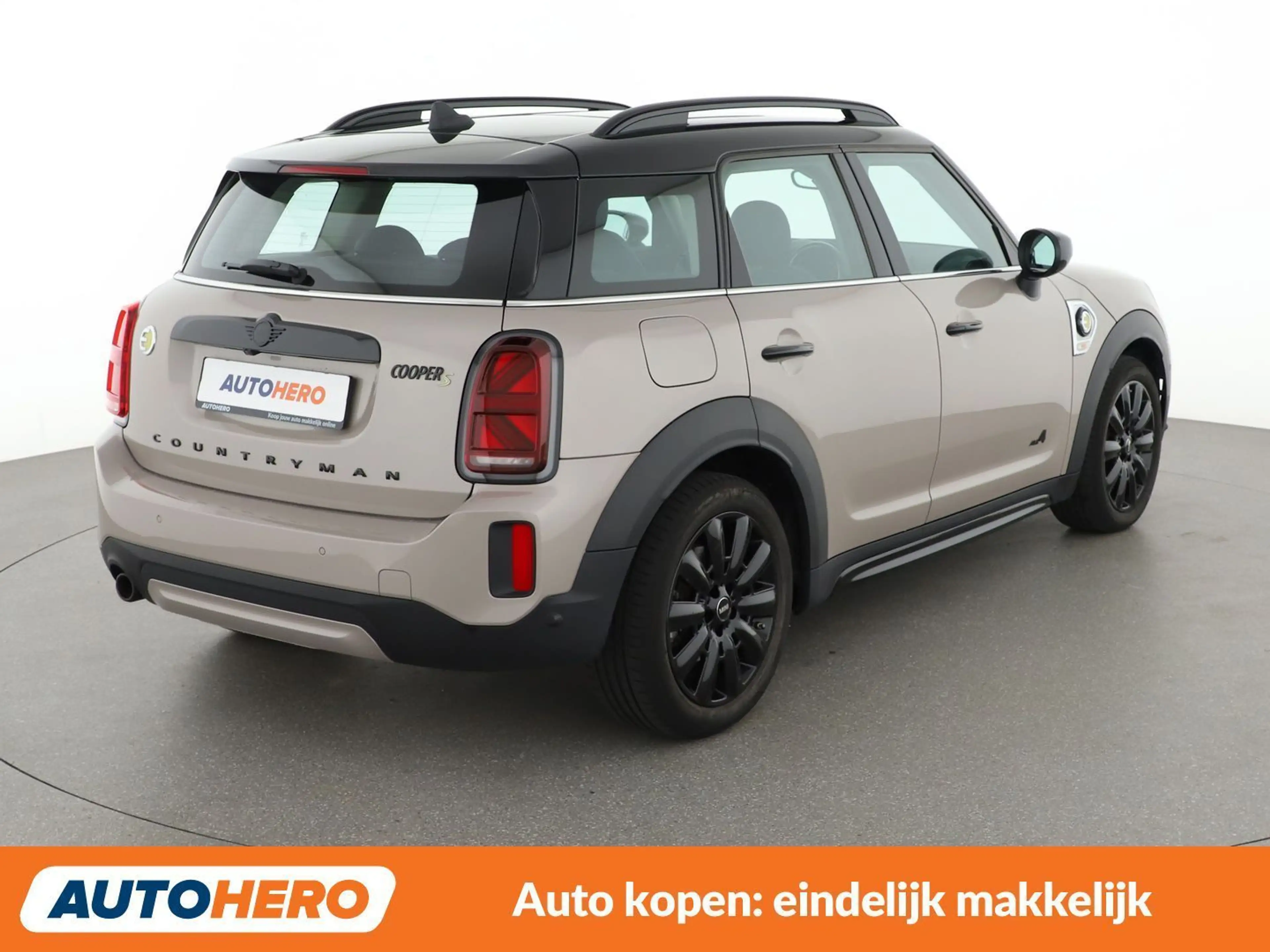 MINI Cooper SE Countryman Cooper S E Hybrid ALL4 Classic Trim — photo 7