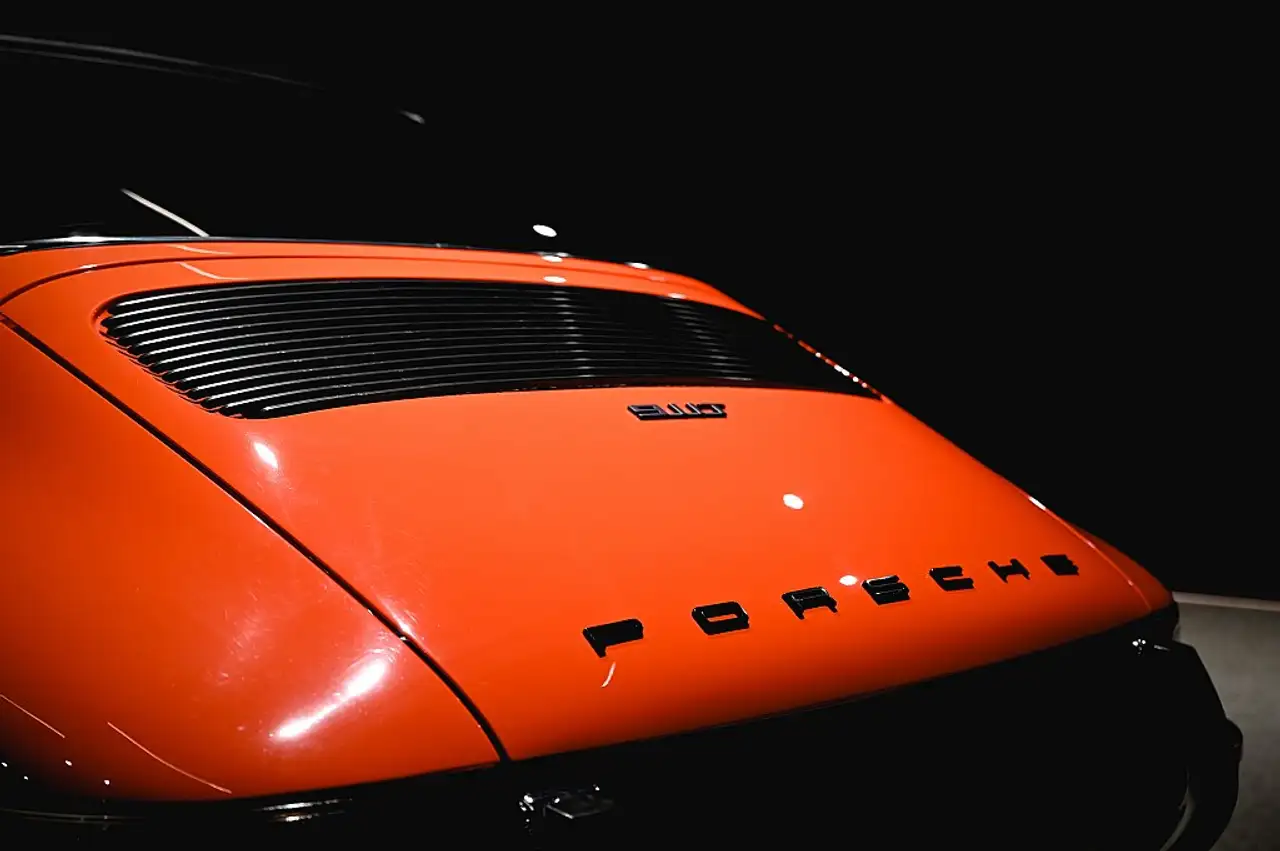 Porsche 911 Targa Ölklappe Targa Ölklappe, foto 4