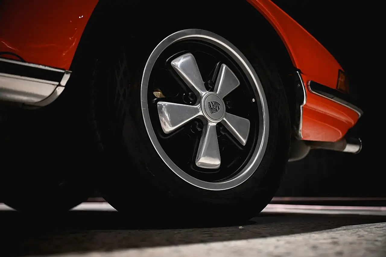 Porsche 911 Targa Ölklappe Targa Ölklappe, foto 6