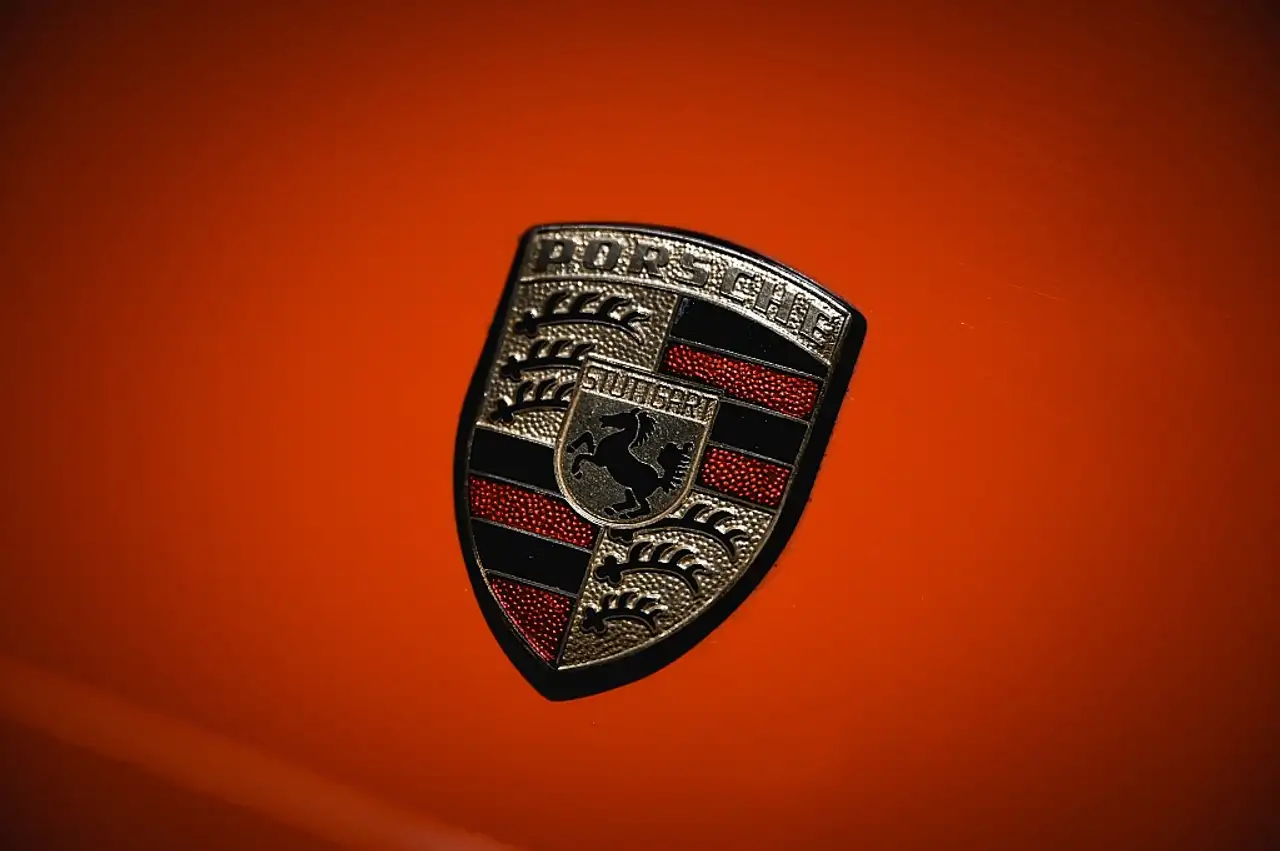 Porsche 911 Targa Ölklappe Targa Ölklappe, foto 10