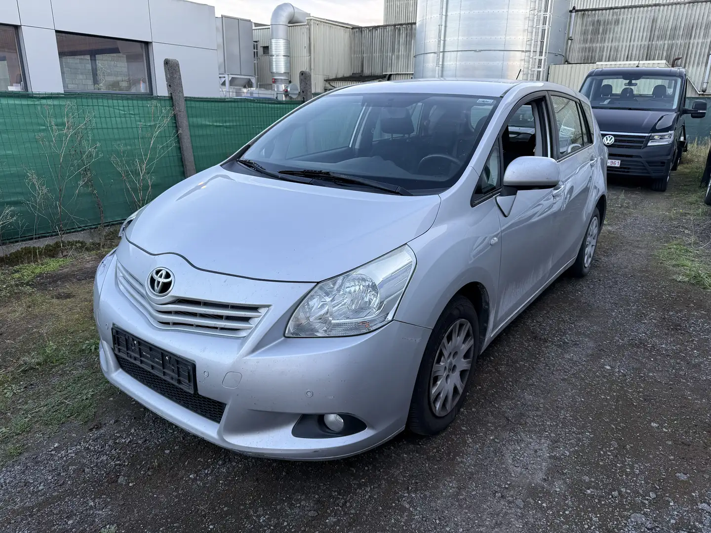Toyota Verso 2.0D4D Advance 7place 167.975km Gris - 1