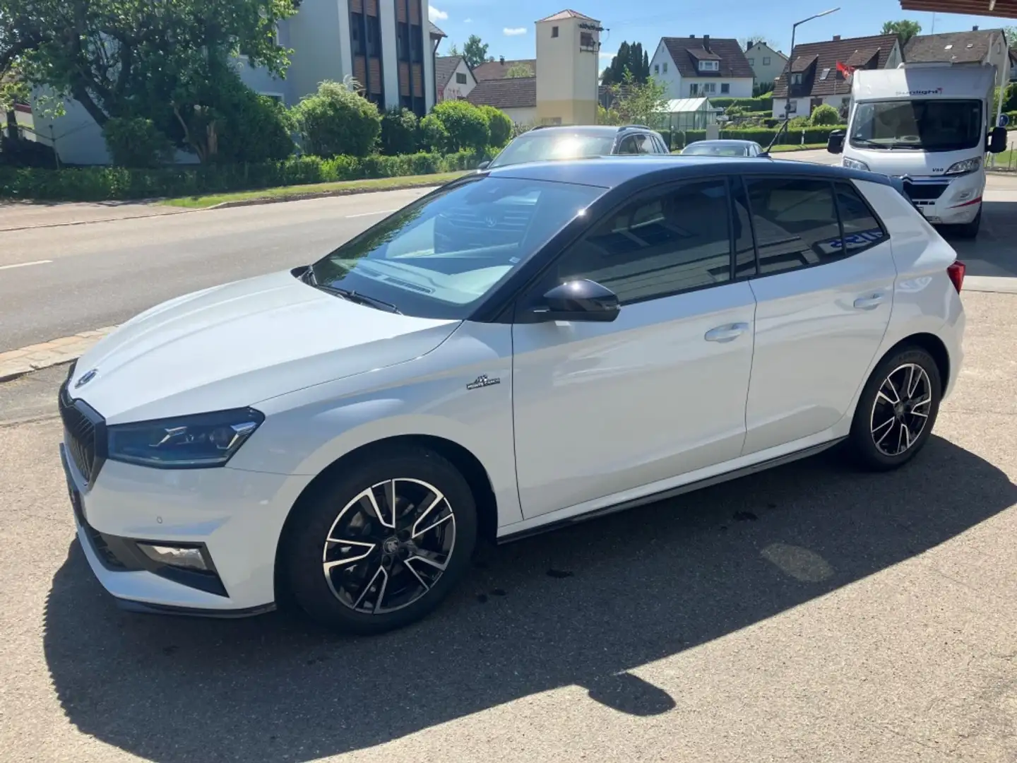 Skoda Fabia 1,5TSi Monte Carlo DSG ACC GV5 Kamera Weiß - 1