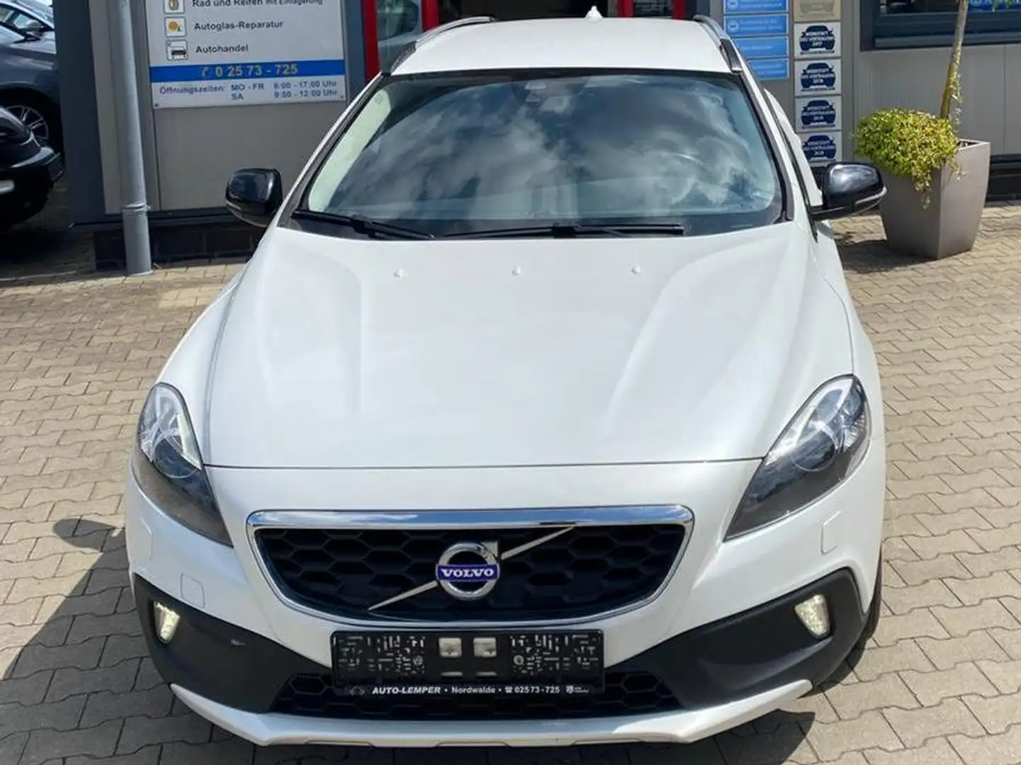 Volvo V40 You! Cross Country Weiß - 1