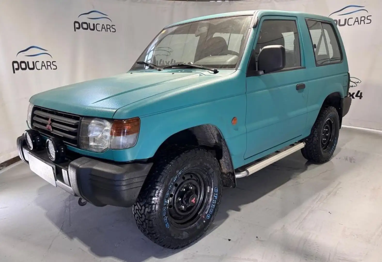 Mitsubishi Montero Corto 2.5 Tdi GLX Lujo Albastru - 2