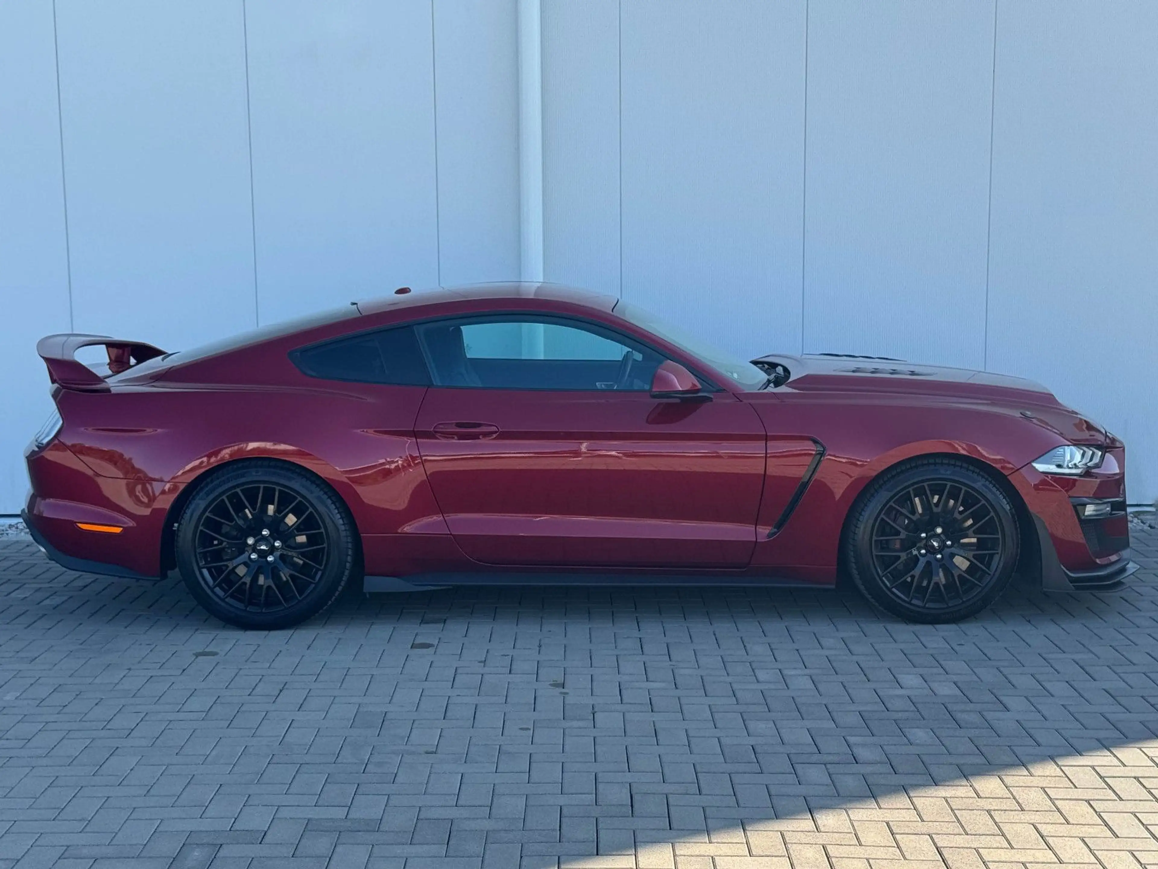 Ford Mustang Ford Mustang GT 5.0 V8 Fastback 1. Hand Deutsch — photo 5
