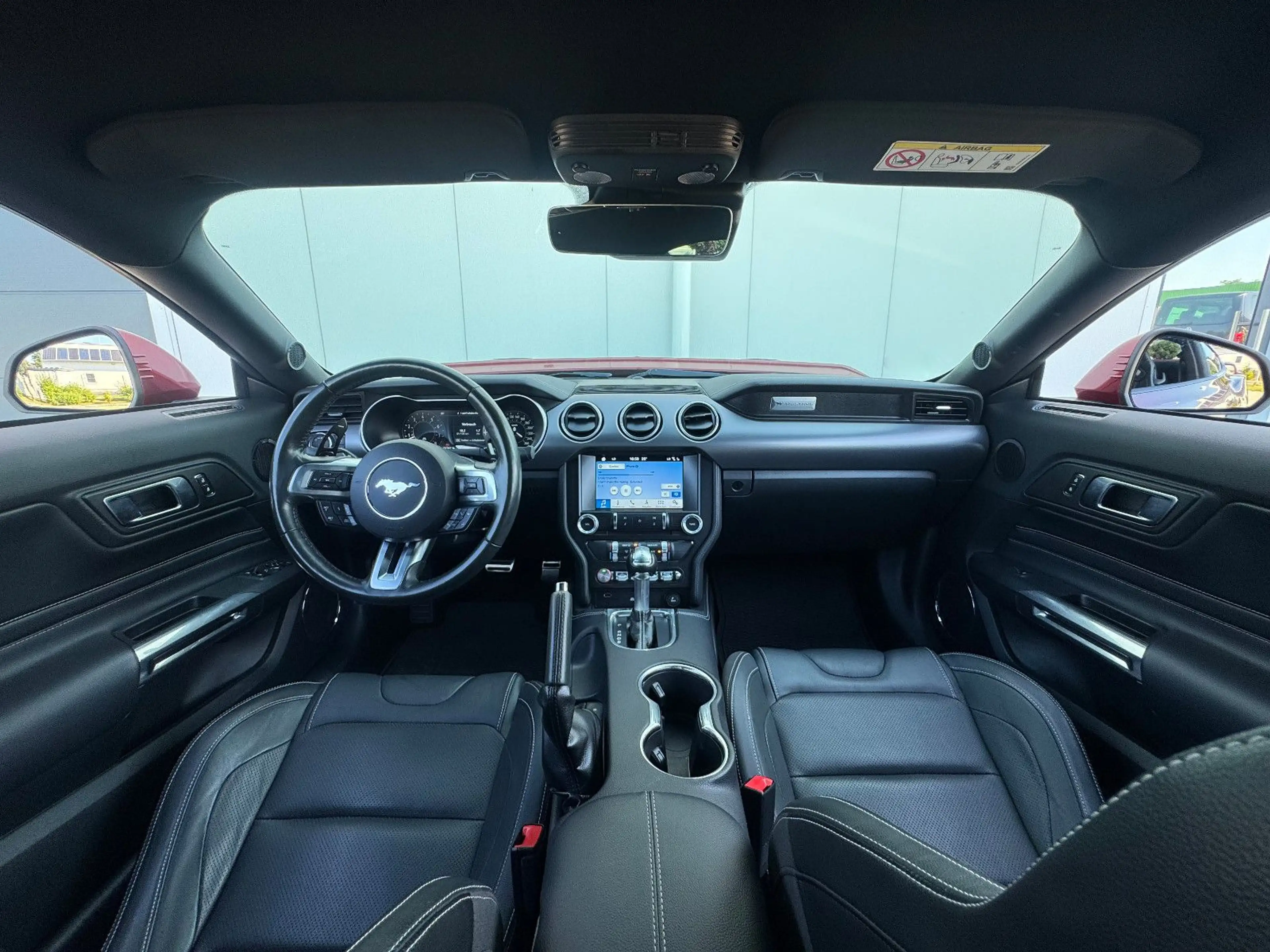 Ford Mustang Ford Mustang GT 5.0 V8 Fastback 1. Hand Deutsch — photo 14