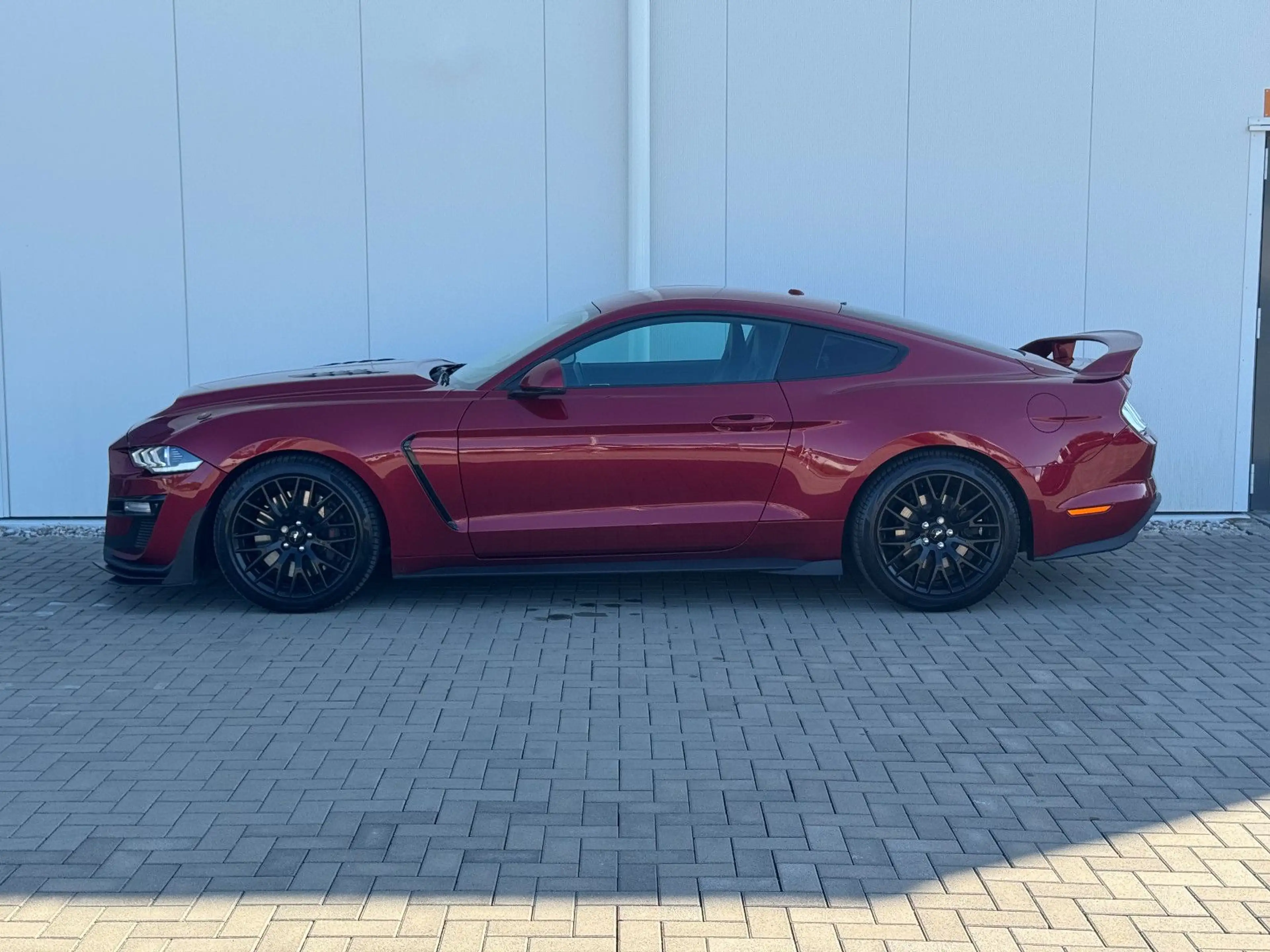 Ford Mustang Ford Mustang GT 5.0 V8 Fastback 1. Hand Deutsch — photo 8