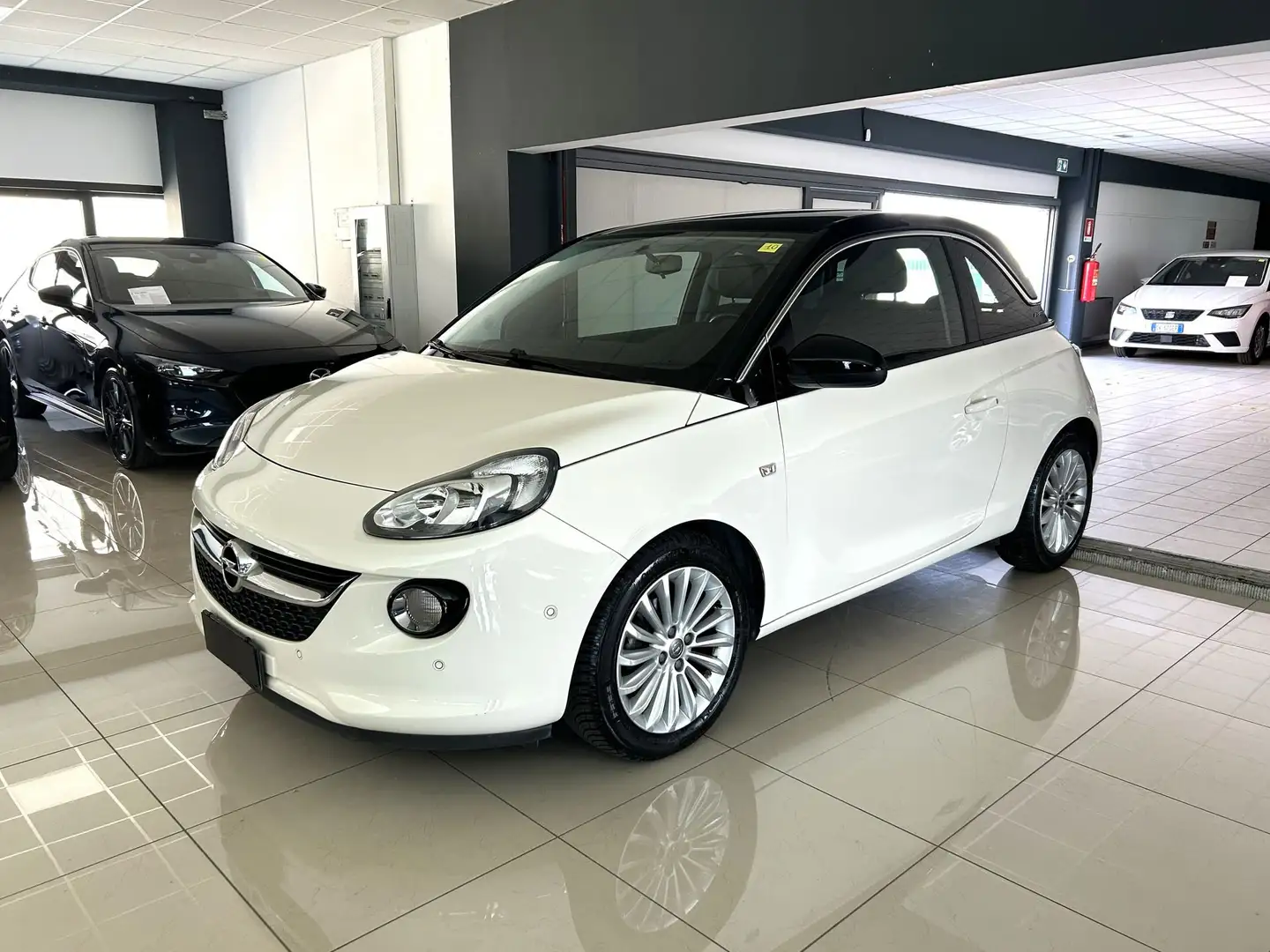 Opel Adam 1.4 87 CV GPL Tech Glam Beige - 1