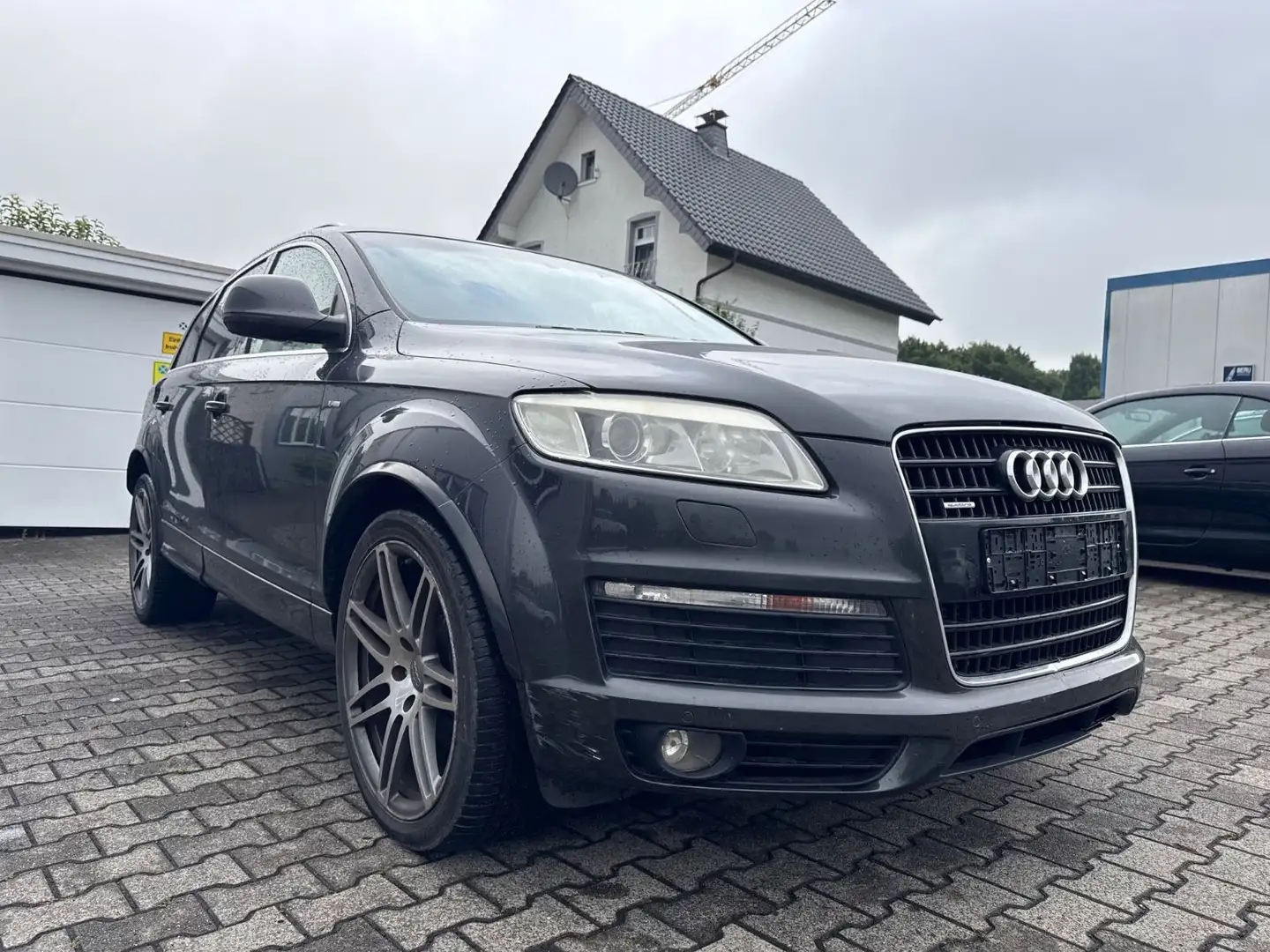 Audi Q7 4.2 FSI quattro*7-SITZE* Grau - 2