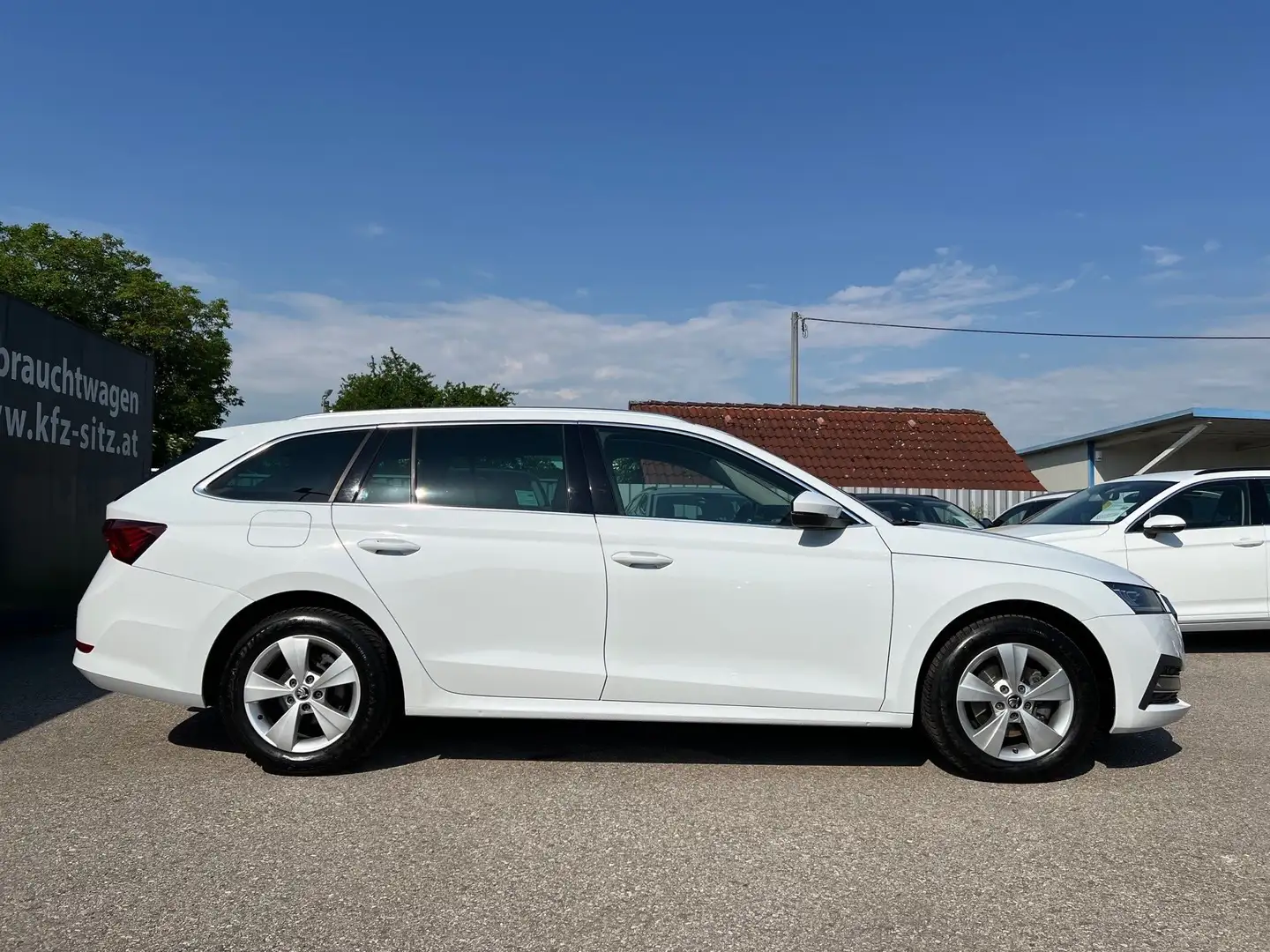 Skoda Octavia Combi 2,0 TDI Style DSG|ACC*HUD*TEILLEDER Weiß - 2