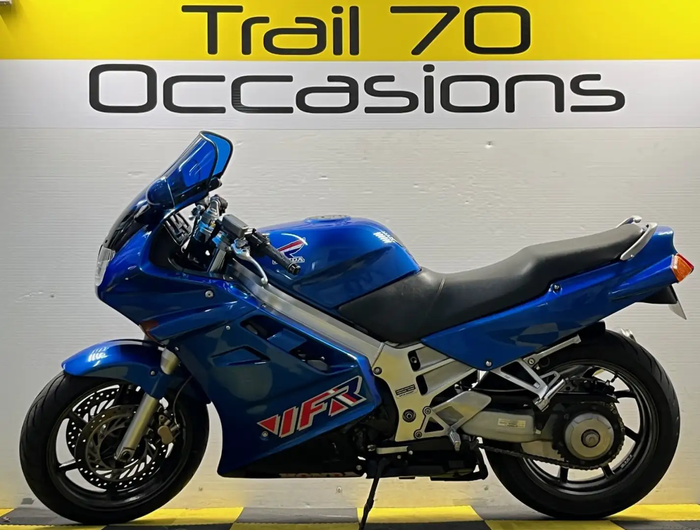Honda VFR 750 Azul - 2