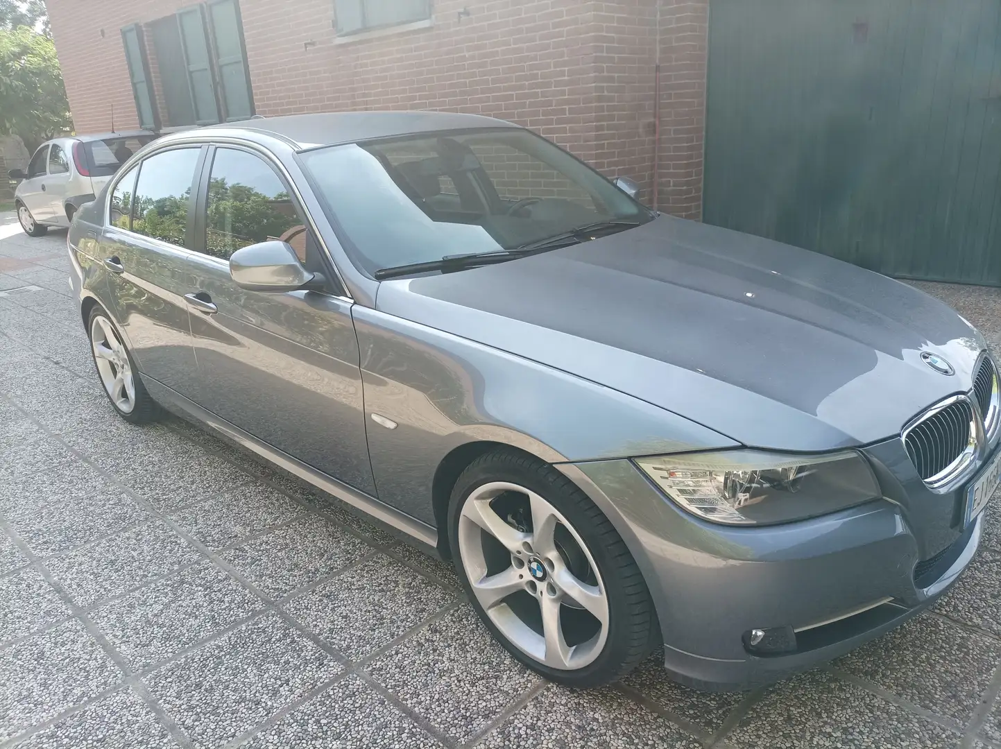 BMW 320 320d Grigio - 2