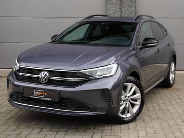 85 kW DSG * SFEERVERLICHTING / DODEHOEK / ZETELVERWARMING / ADAPTIEVE CRUISE CONTROL / STUURVERWARMING / DRAADLOOS *