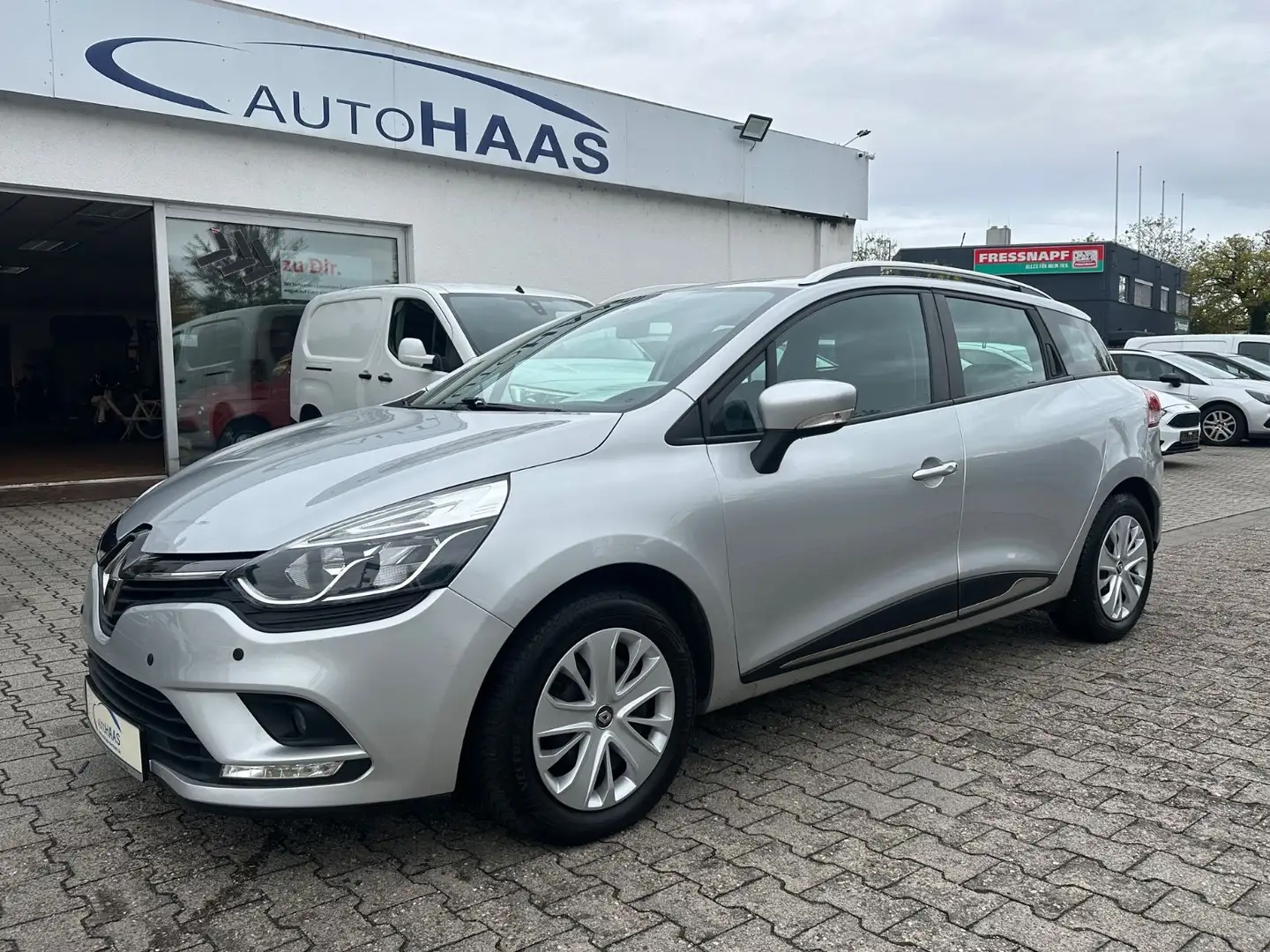Renault Clio dCi 90 GT Limited Energy Silber - 1
