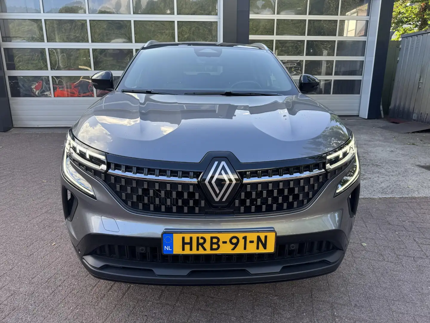 Renault Austral 1.3 mild hybrid 160 X-Tronic Techno+Panodak!! Gris - 2