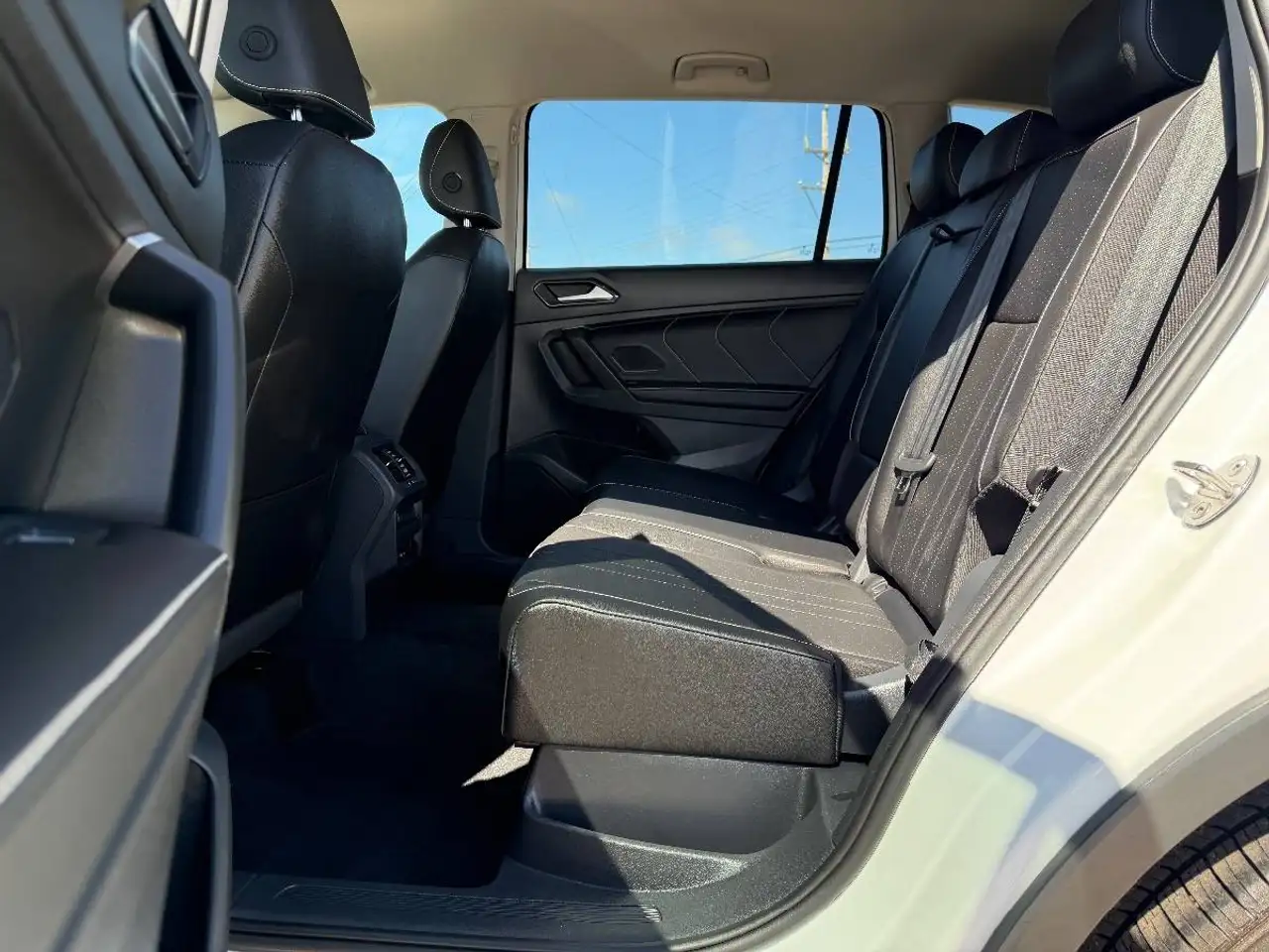 Volkswagen Tiguan снимка Volkswagen Tiguan