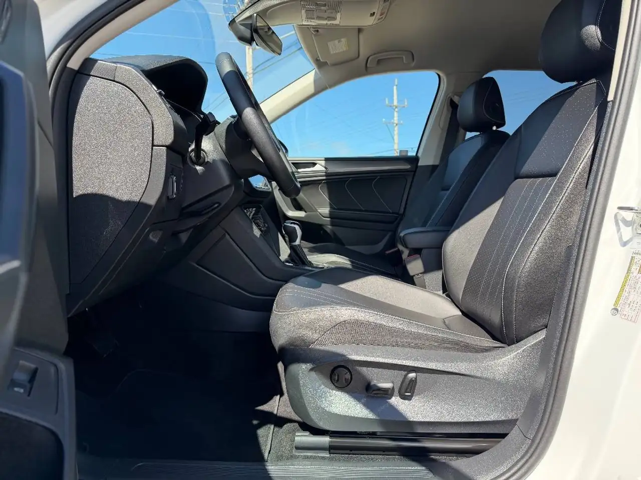 Volkswagen Tiguan снимка Volkswagen Tiguan