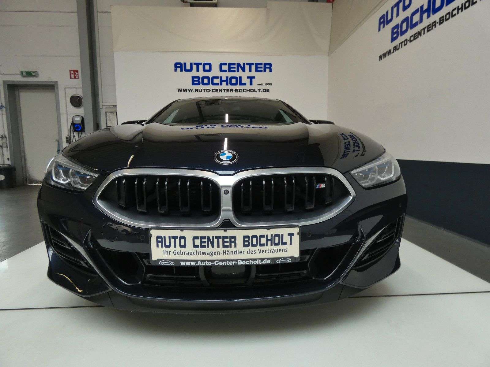 Second hand Bmw 8 Series 840Ci