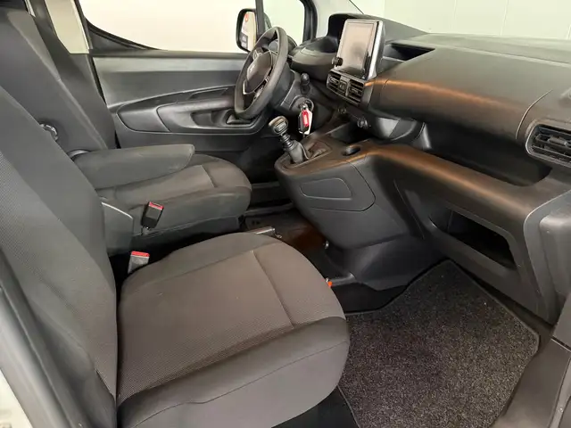 Peugeot Partner view 14