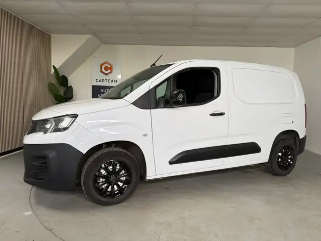 2023 Peugeot Partner in White for sale