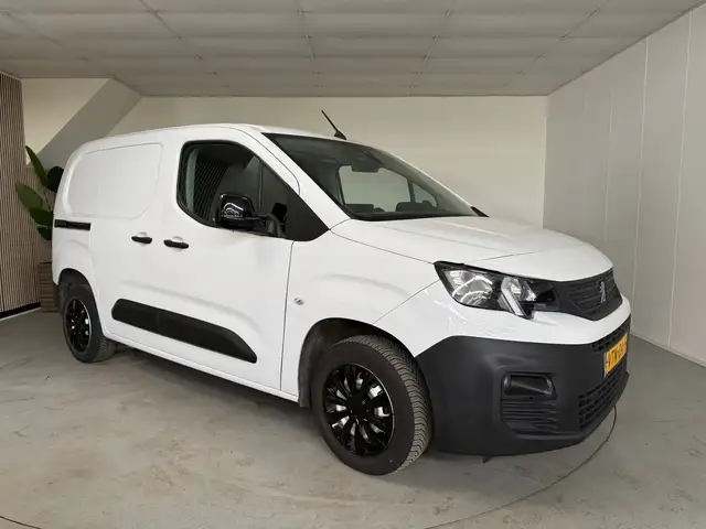 Peugeot Partner view 10