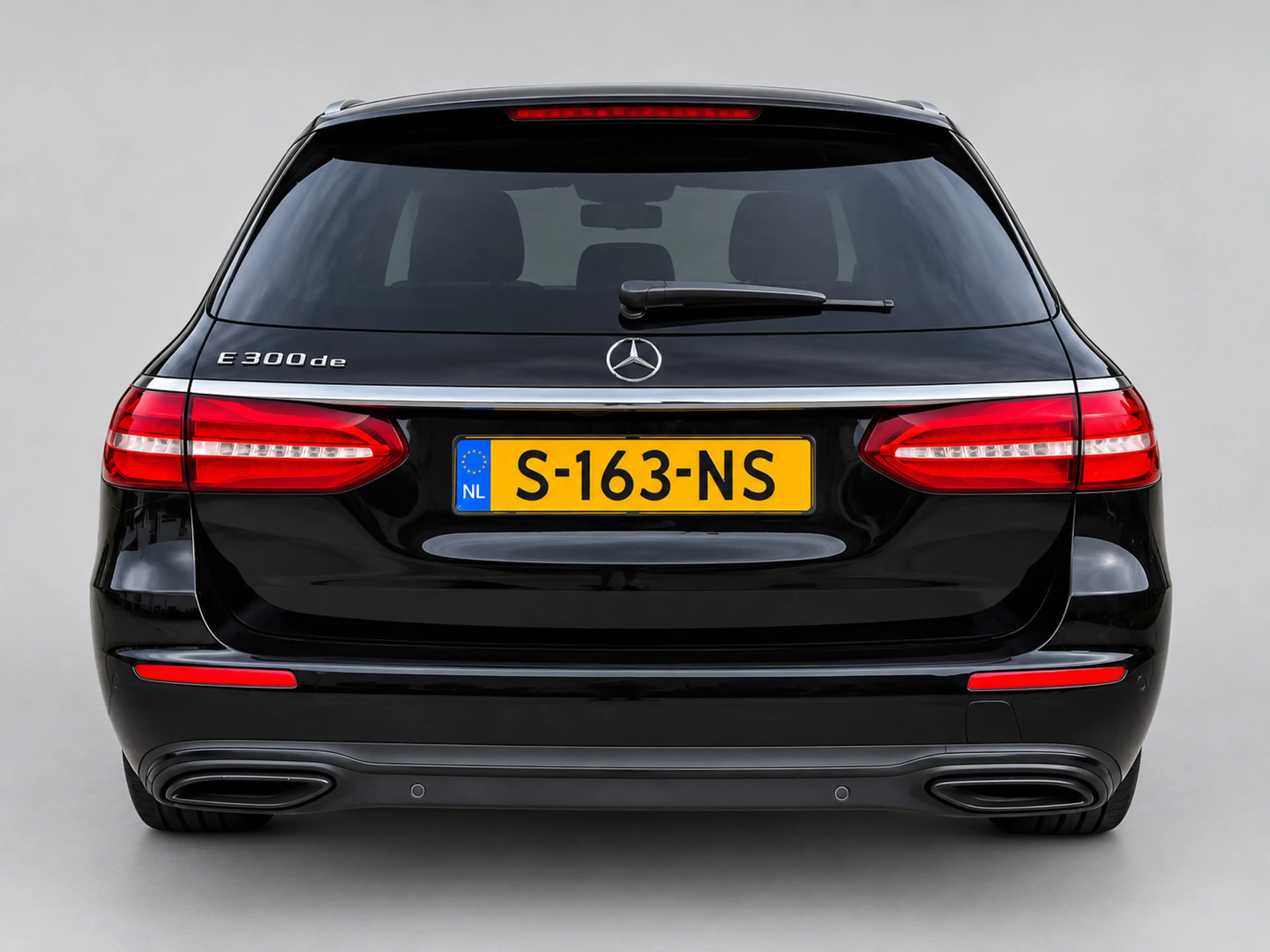 Mercedes-Benz E 300 Estate de Business Solution - Widescreen - Camera — photo 4