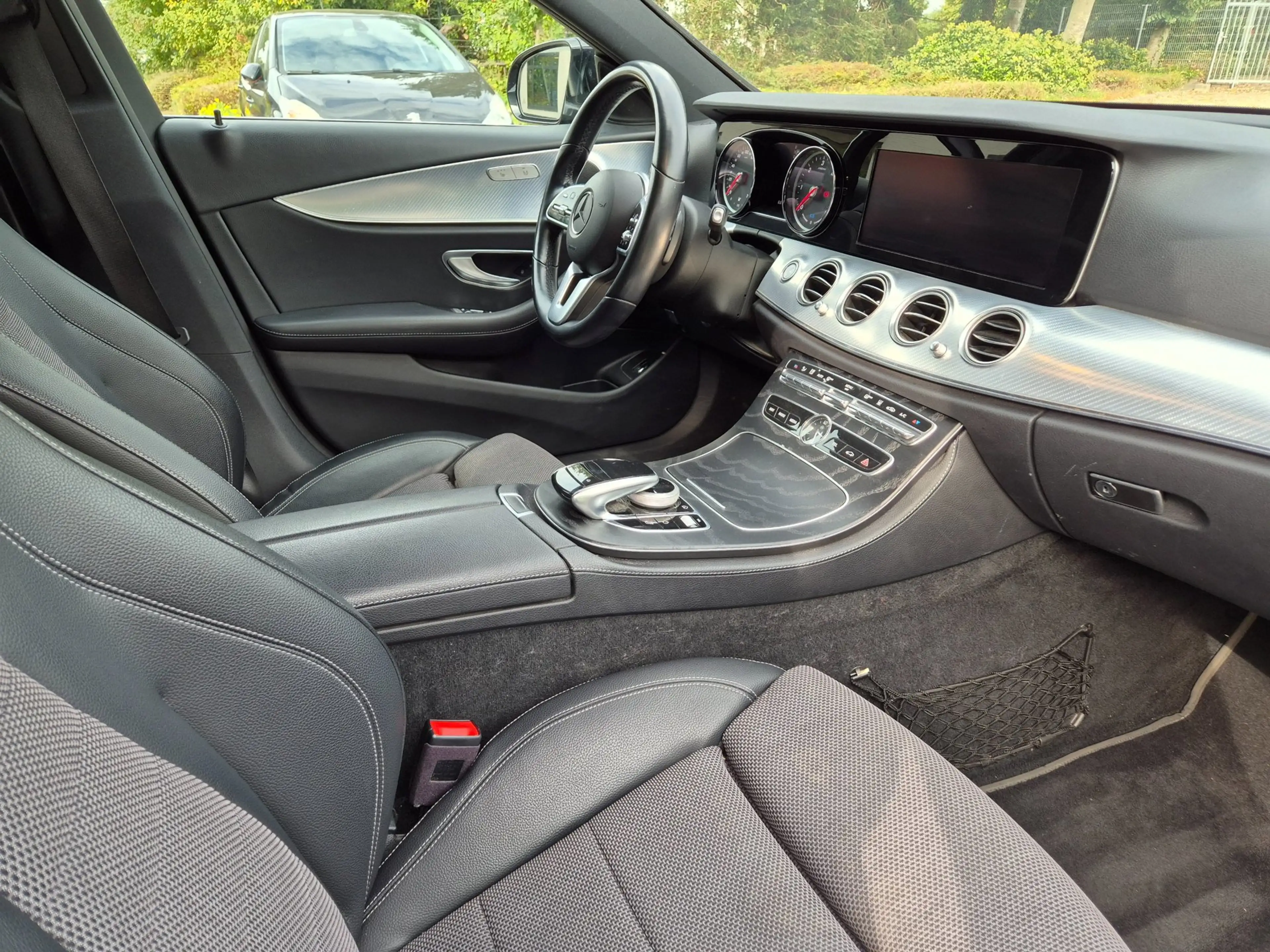 Mercedes-Benz E 300 Estate de Business Solution - Widescreen - Camera — photo 7