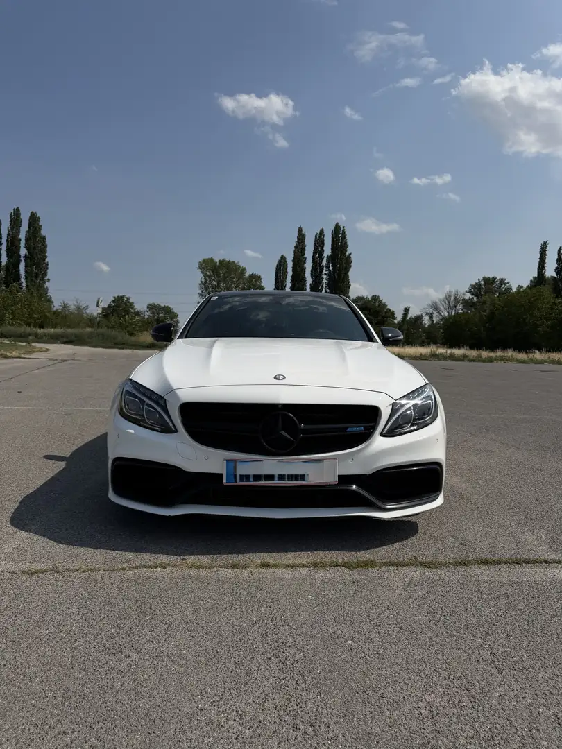 Mercedes-Benz C 63 AMG - 1