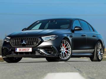 Hybrid 4-Matic Night Edition (450 kW) Pano // BRABUS Monoblock Y velgen // Matte PPF