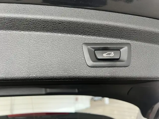 BMW X2 view 15