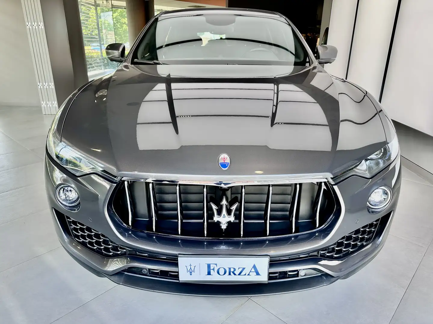 Maserati Levante V6 Diesel AWD 250 CV Grigio - 2