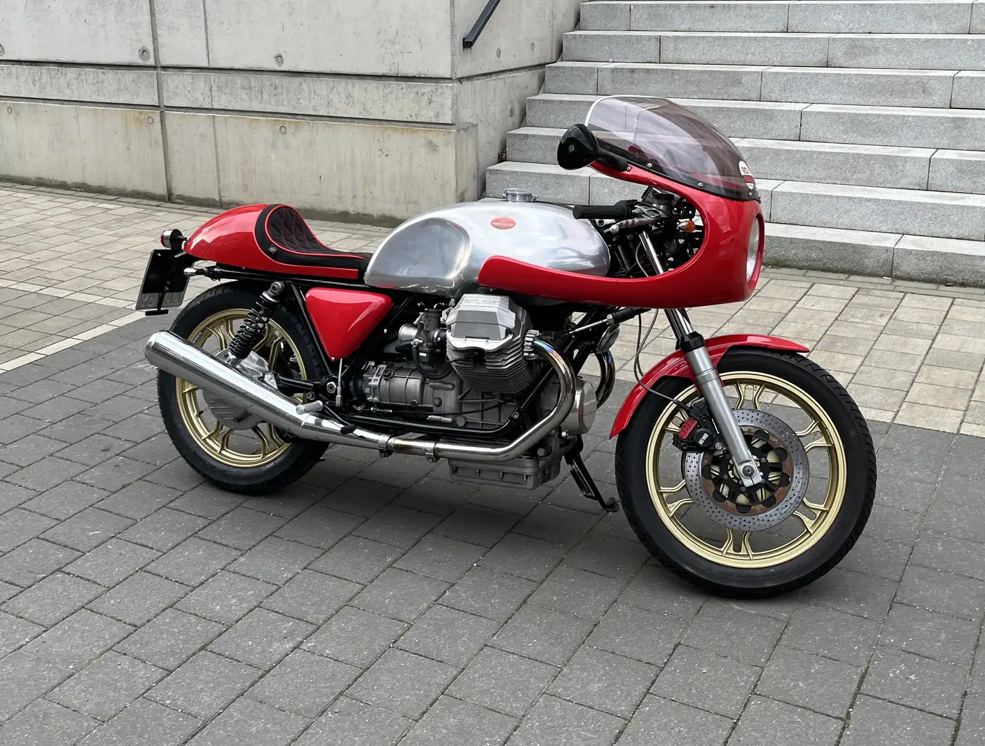 Moto Guzzi 850 Le Mans Cafe Racer Rouge - 1