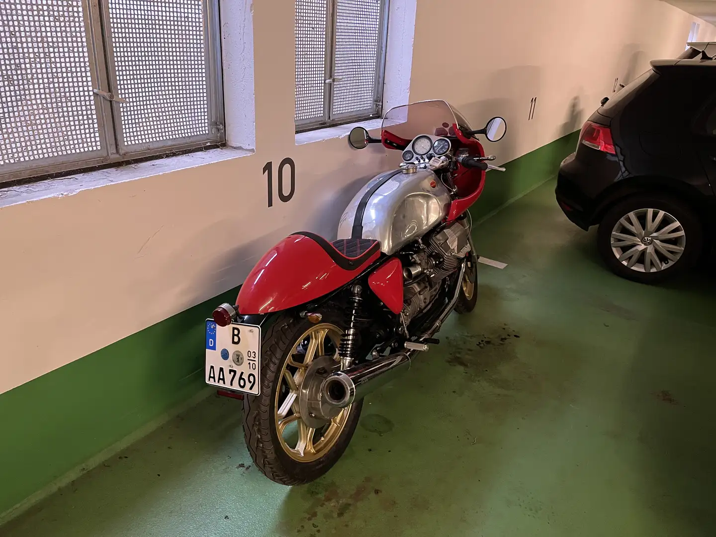 Moto Guzzi 850 Le Mans Cafe Racer Rouge - 2