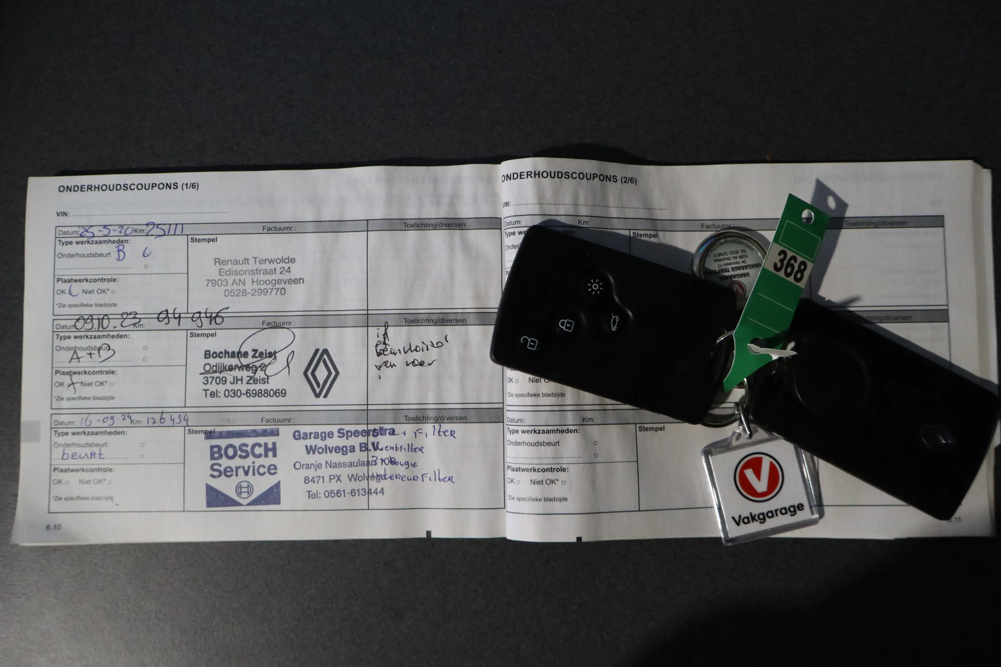 Renault Clio 0.9 TCe Limited/ Keyless/ Navi/ Apple + Android/ D — photo 23