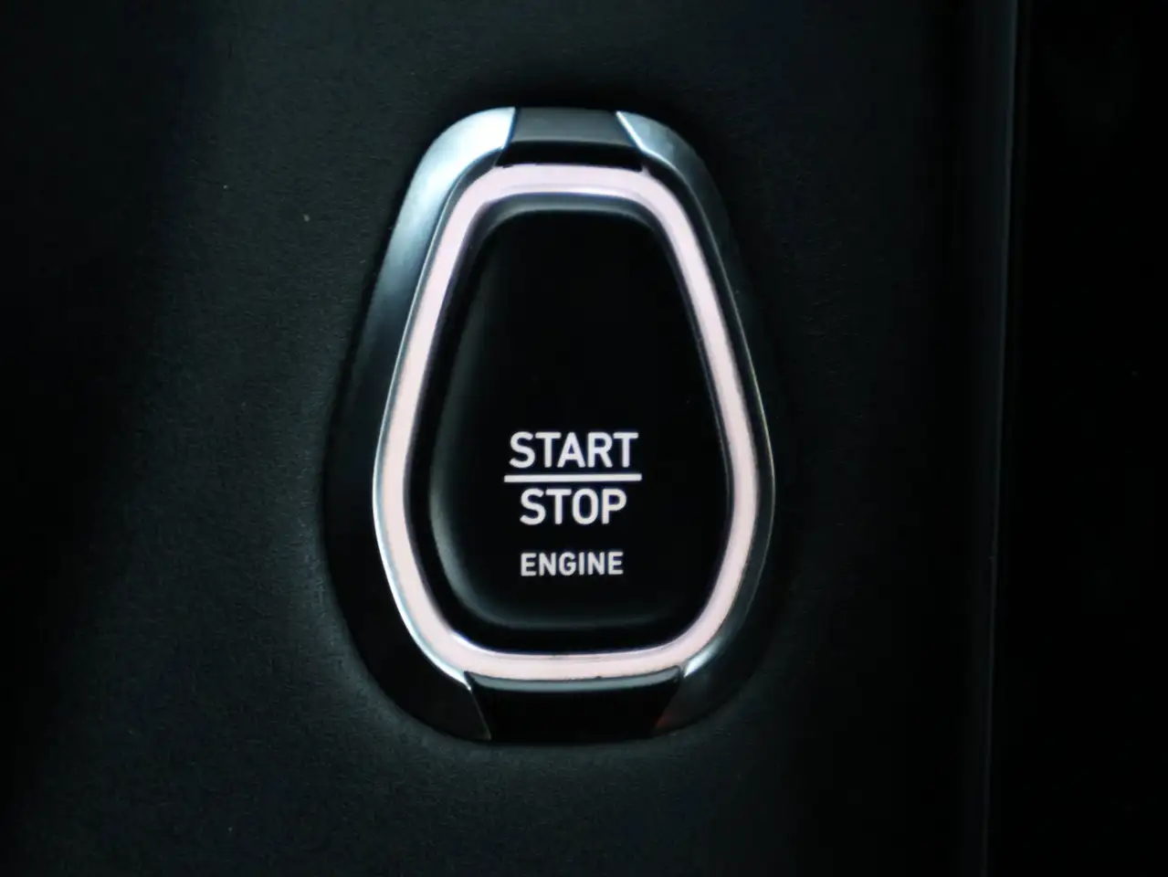 Lynk & Co 01 1.5 Black Edition Pano 360 Autopark Adaptive, миниатюра 13