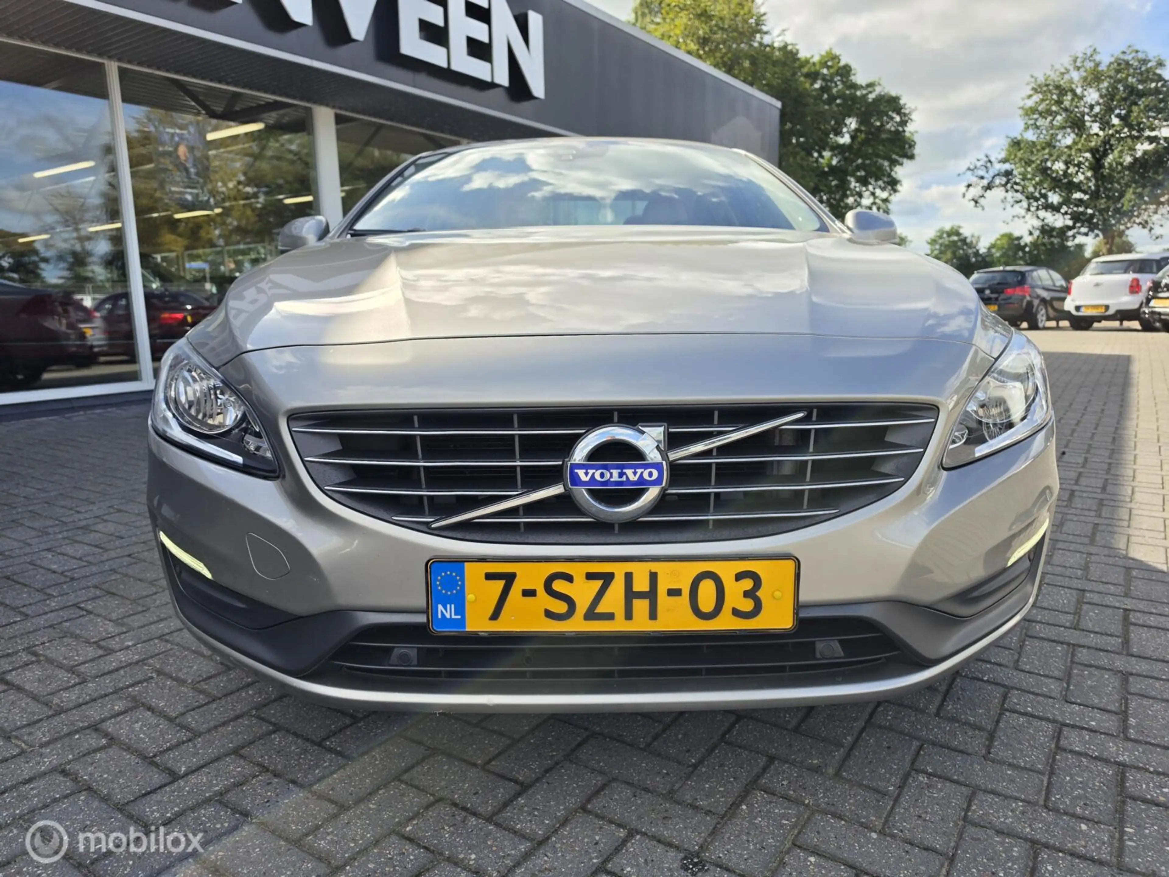 Volvo S60 1.6 T3 Summum — photo 7